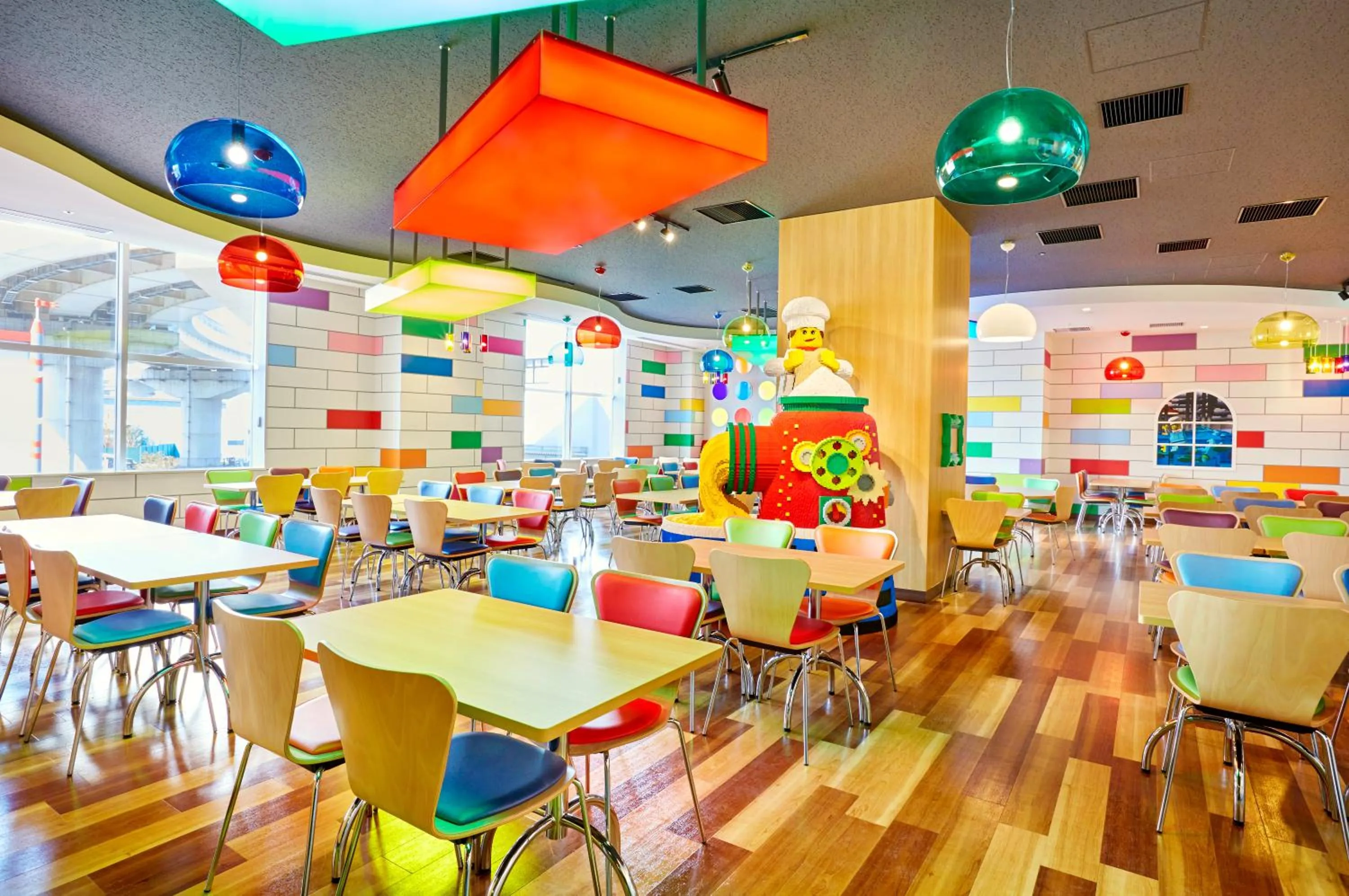 Restaurant/places to eat in LEGOLAND New York Resort
