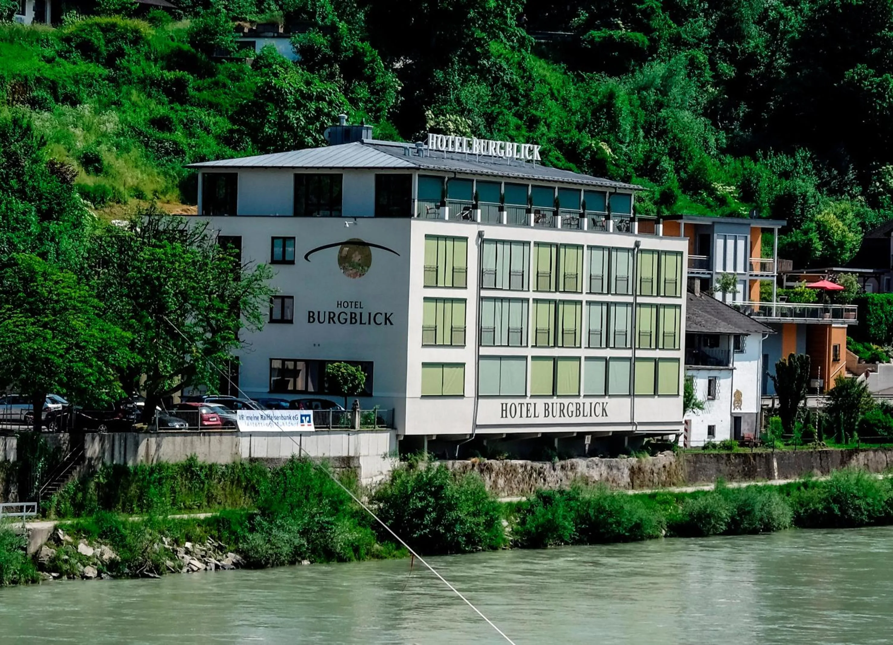 Facade/entrance in Hotel Burgblick, bei Burghausen