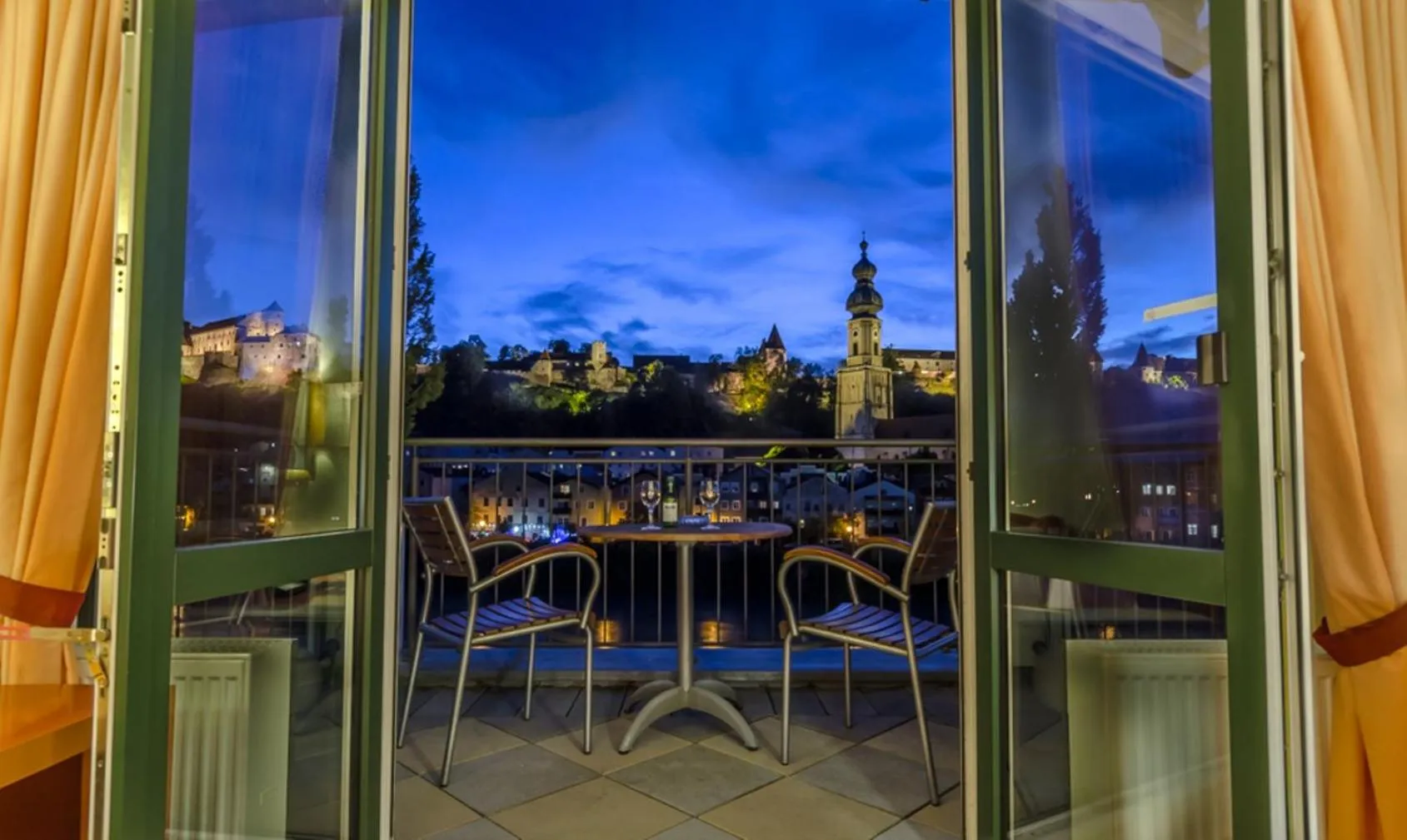 Balcony/Terrace in Hotel Burgblick, bei Burghausen
