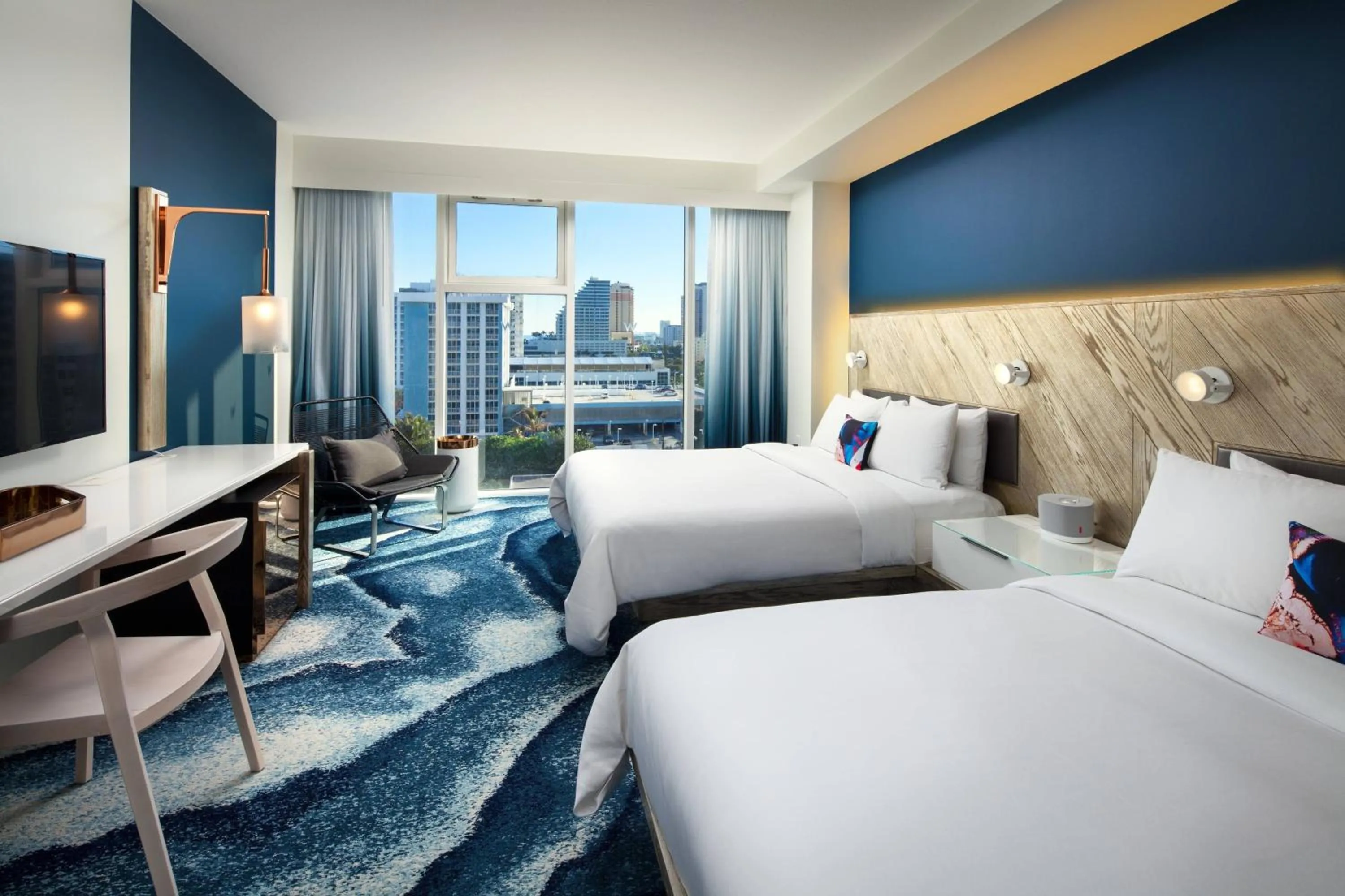 Photo of the whole room, Bed in W Fort Lauderdale