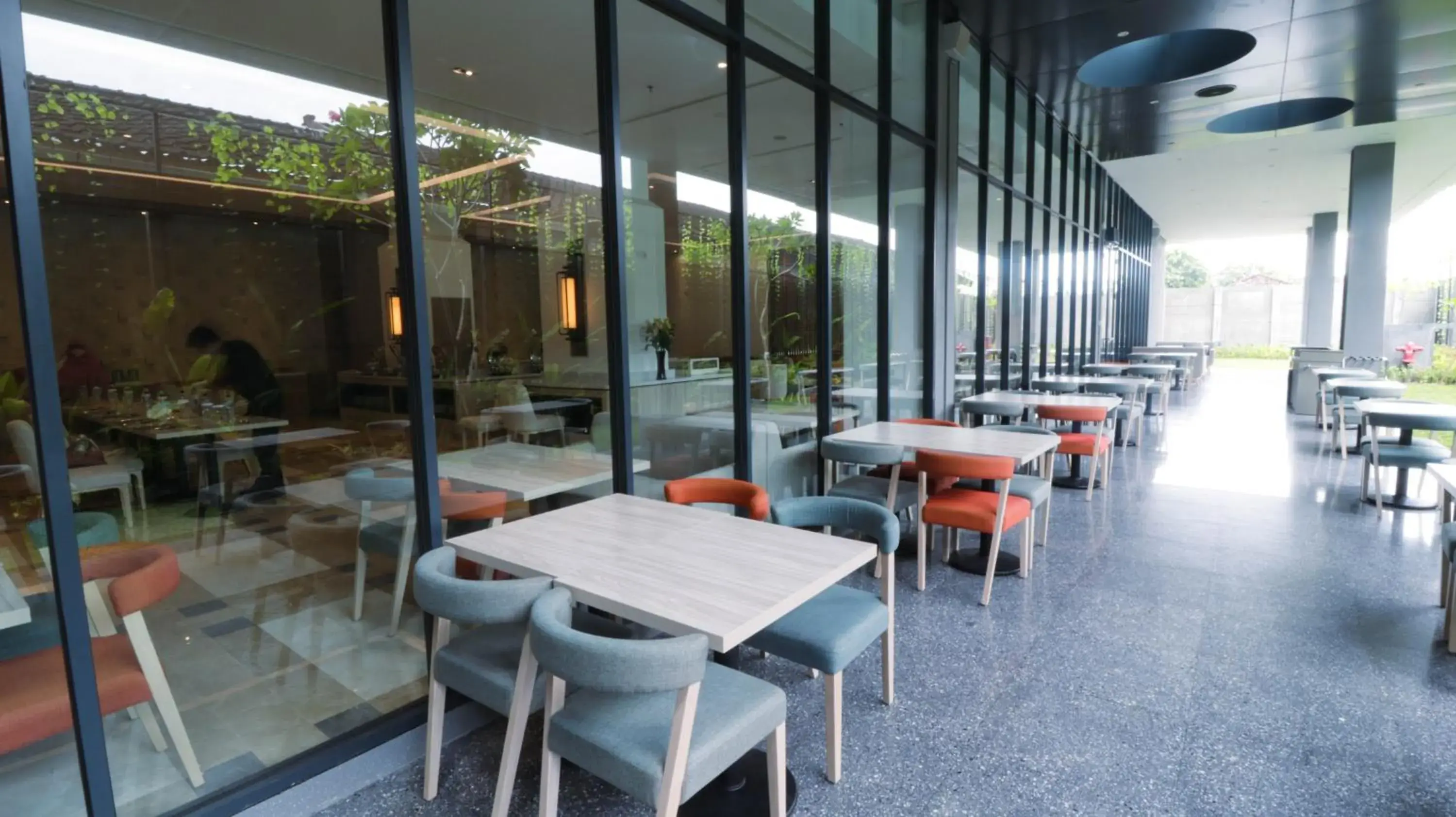 Restaurant/places to eat in Prime Park Hotel & Convention Lombok Restaurant/places to eat in Prime Park Hotel & Convention Lombok