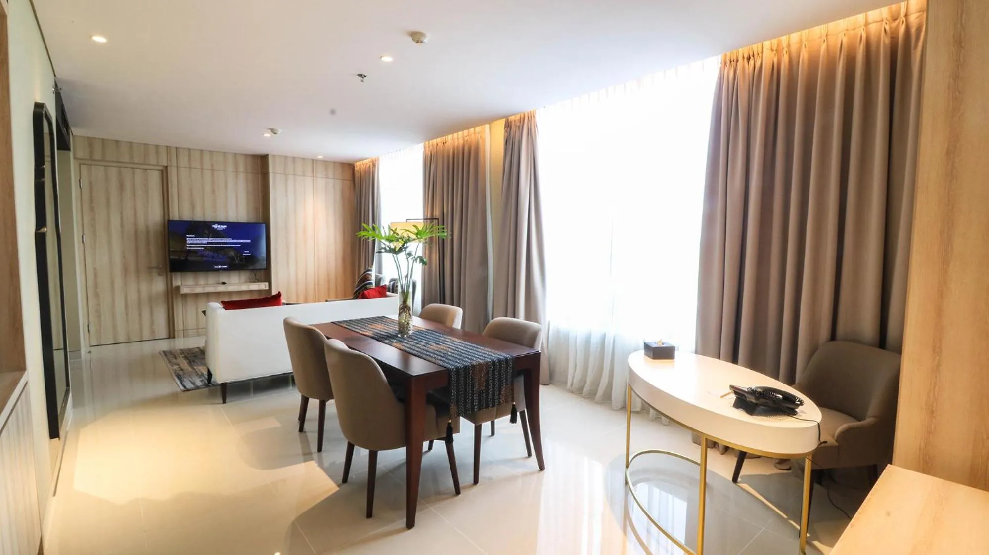 TV and multimedia in Prime Park Hotel & Convention Lombok