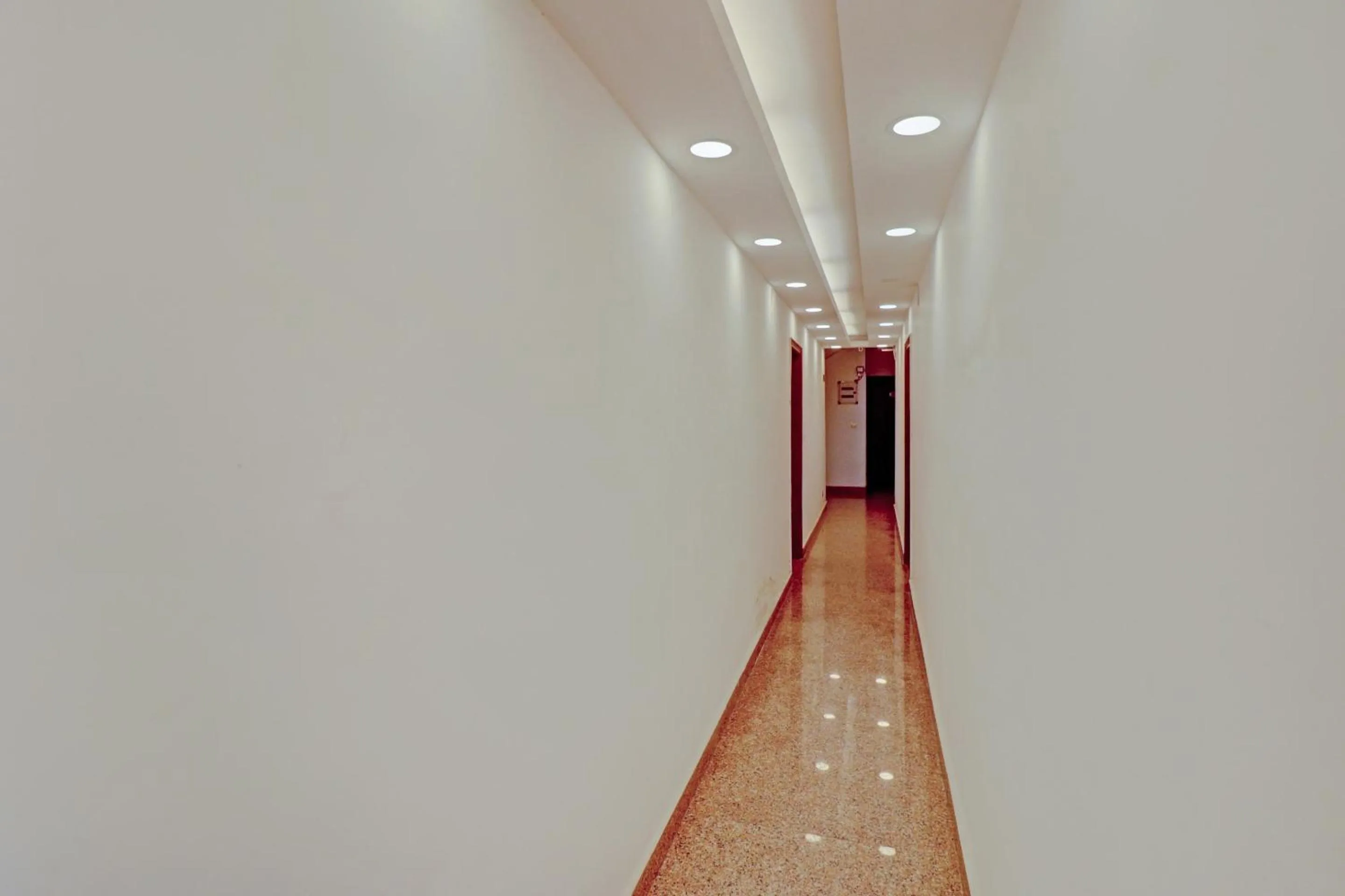 Lobby or reception in Super Collection O Spot Light Near Tughlakabad Station Metro Station