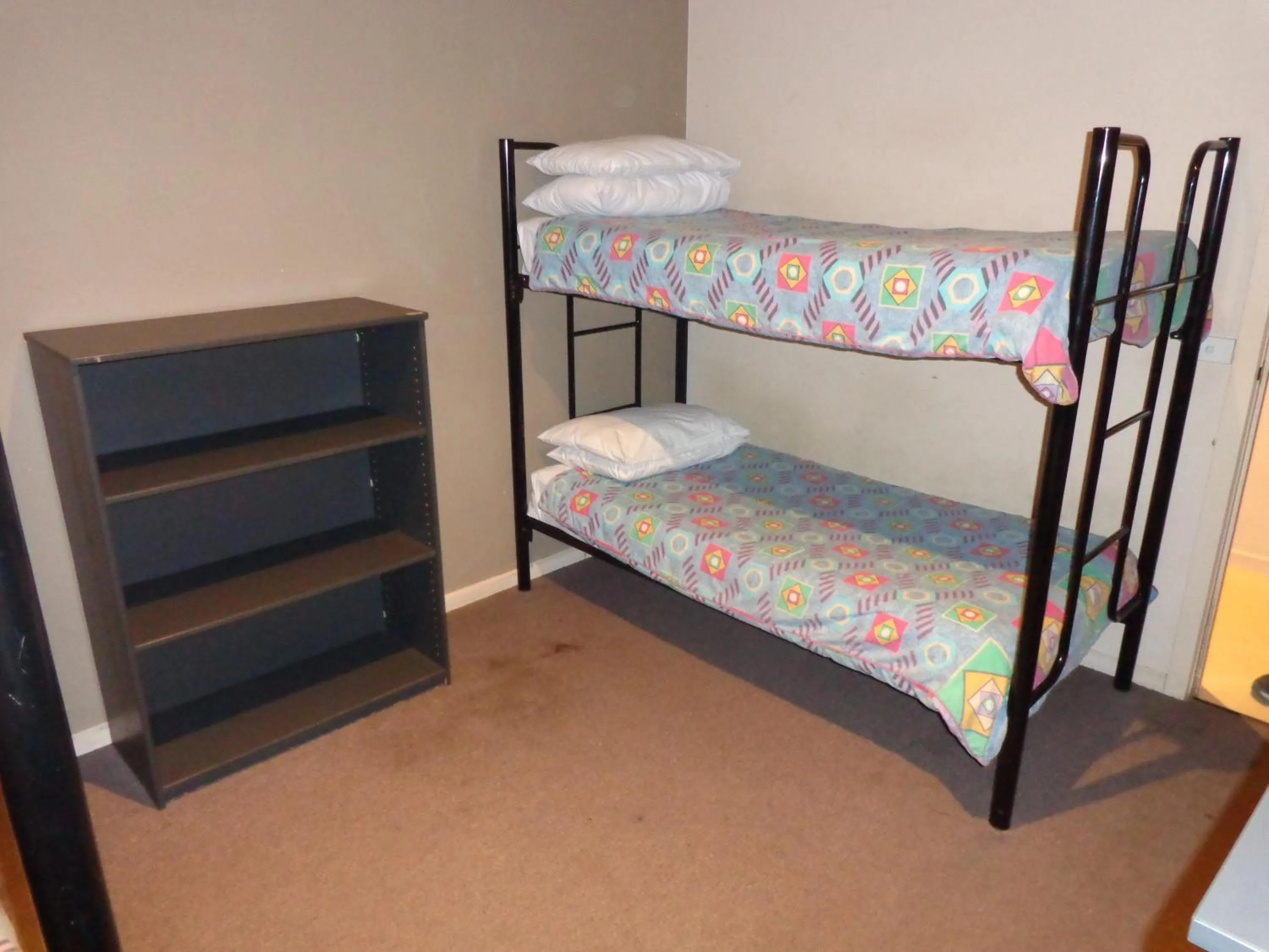 Bed in Mildura Stopover