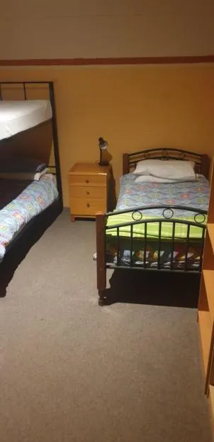 Bed in Mildura Stopover