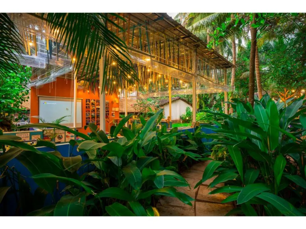 goSTOPS Lite Goa, Calangute