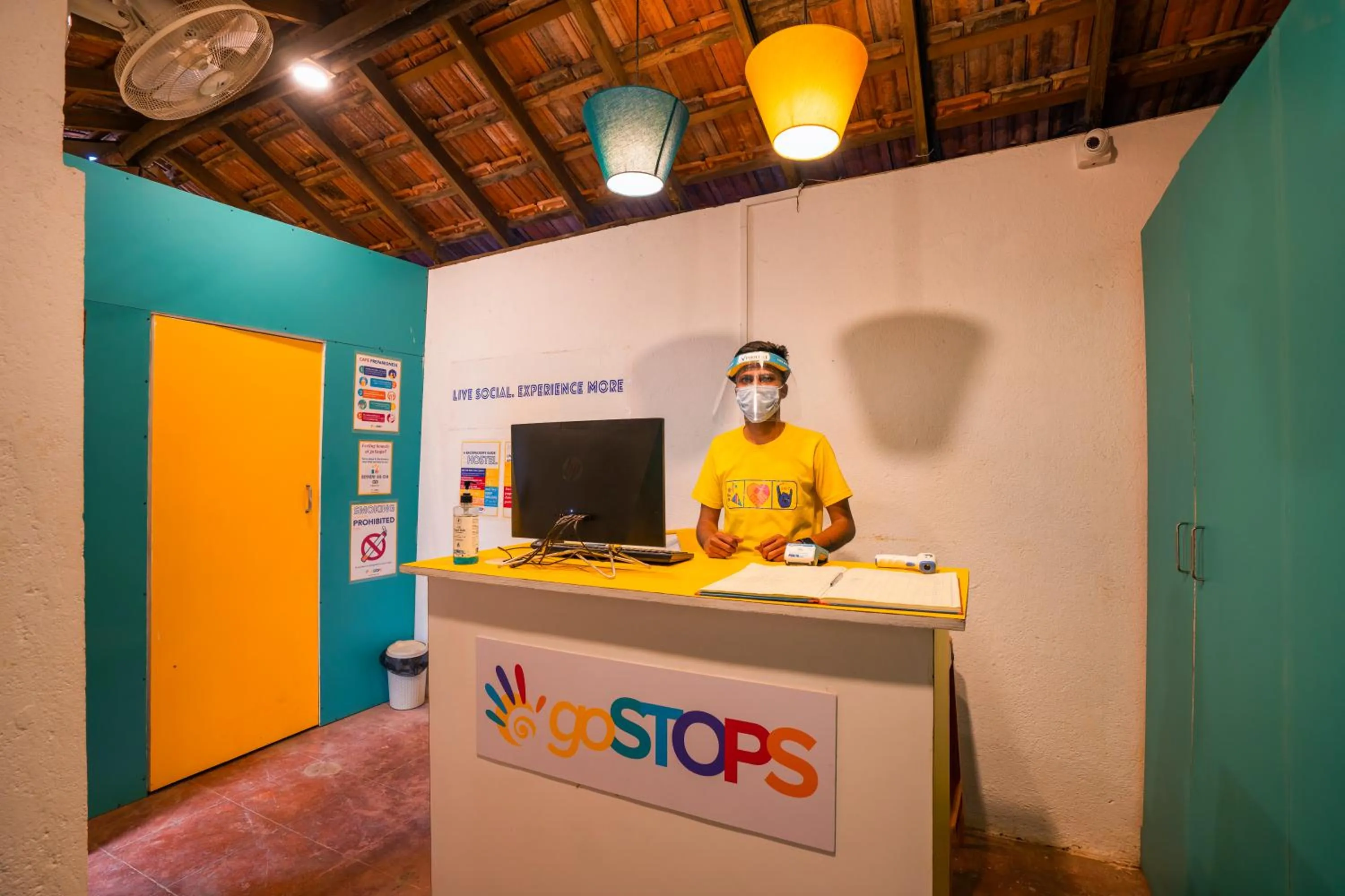 Lobby or reception in goSTOPS Lite Goa, Calangute