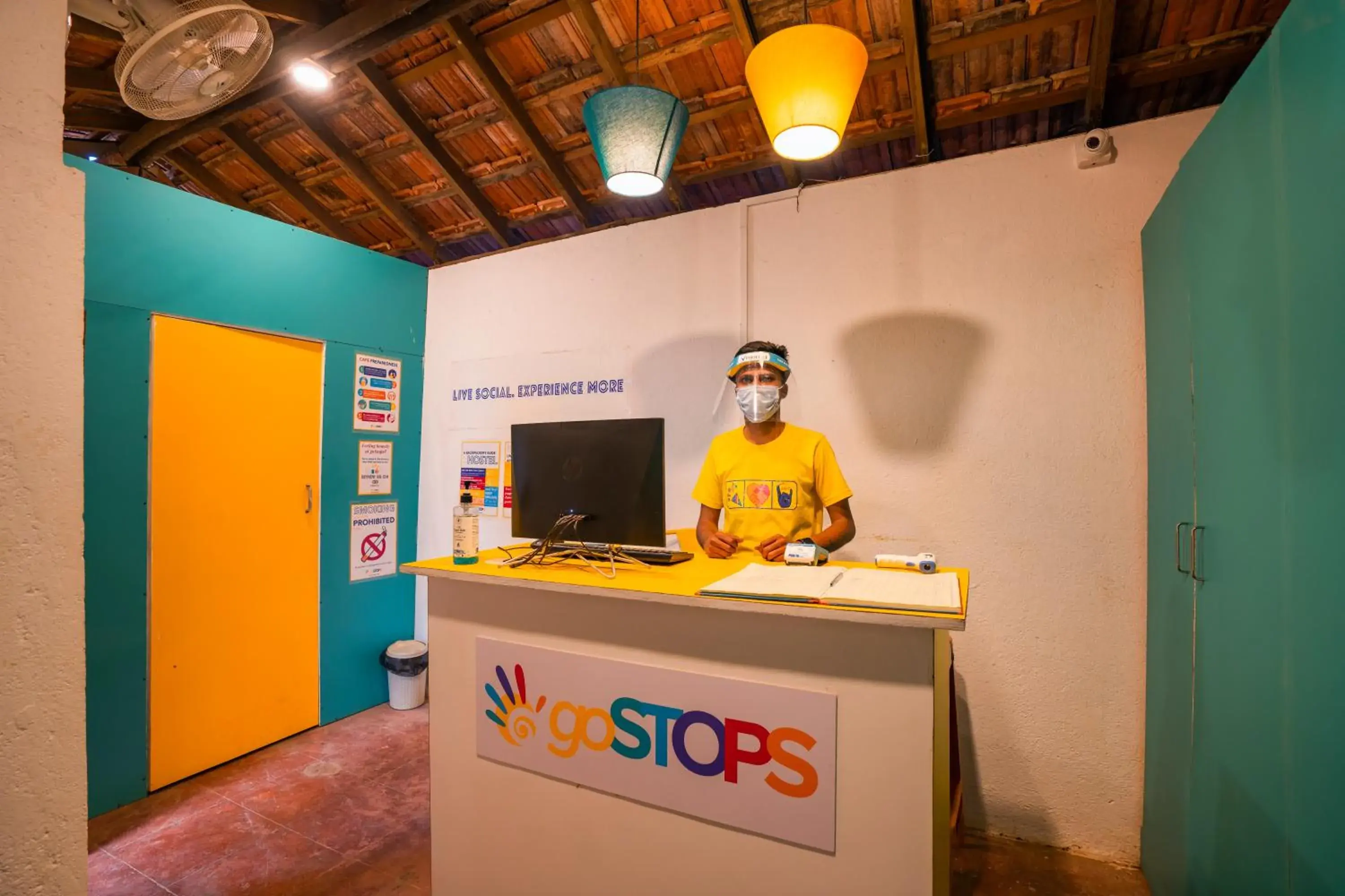 Lobby or reception in goSTOPS Lite Goa, Calangute Lobby or reception in goSTOPS Lite Goa, Calangute
