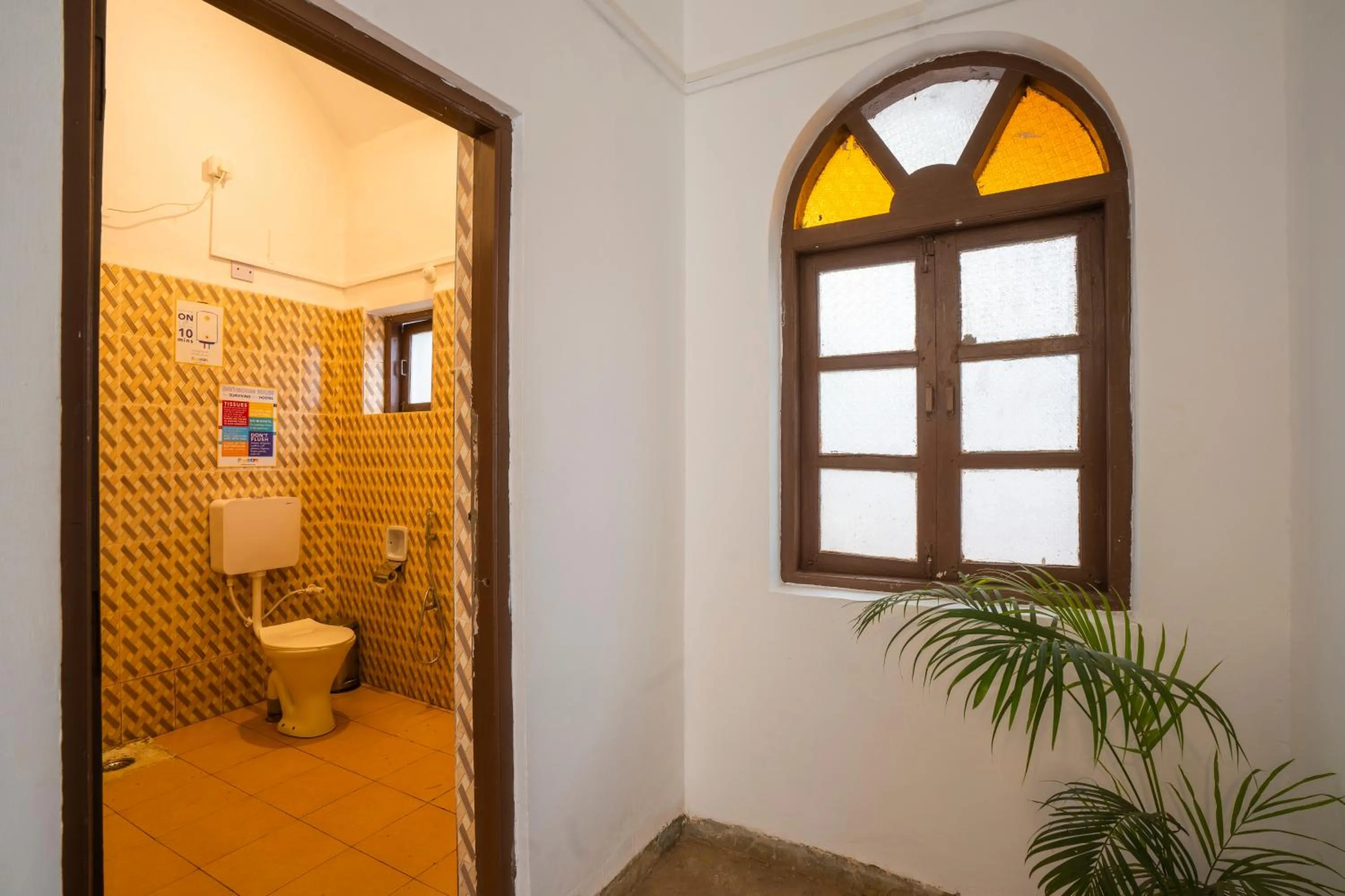 Bathroom in goSTOPS Lite Goa, Calangute