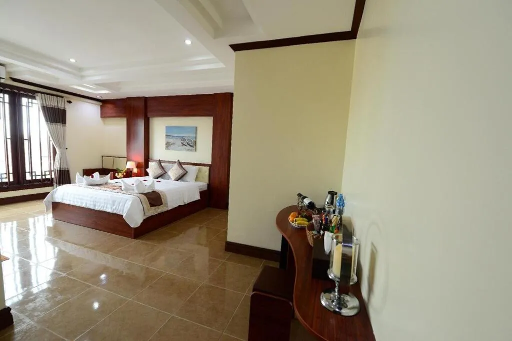 Bed in Vientiane Luxury Hotel
