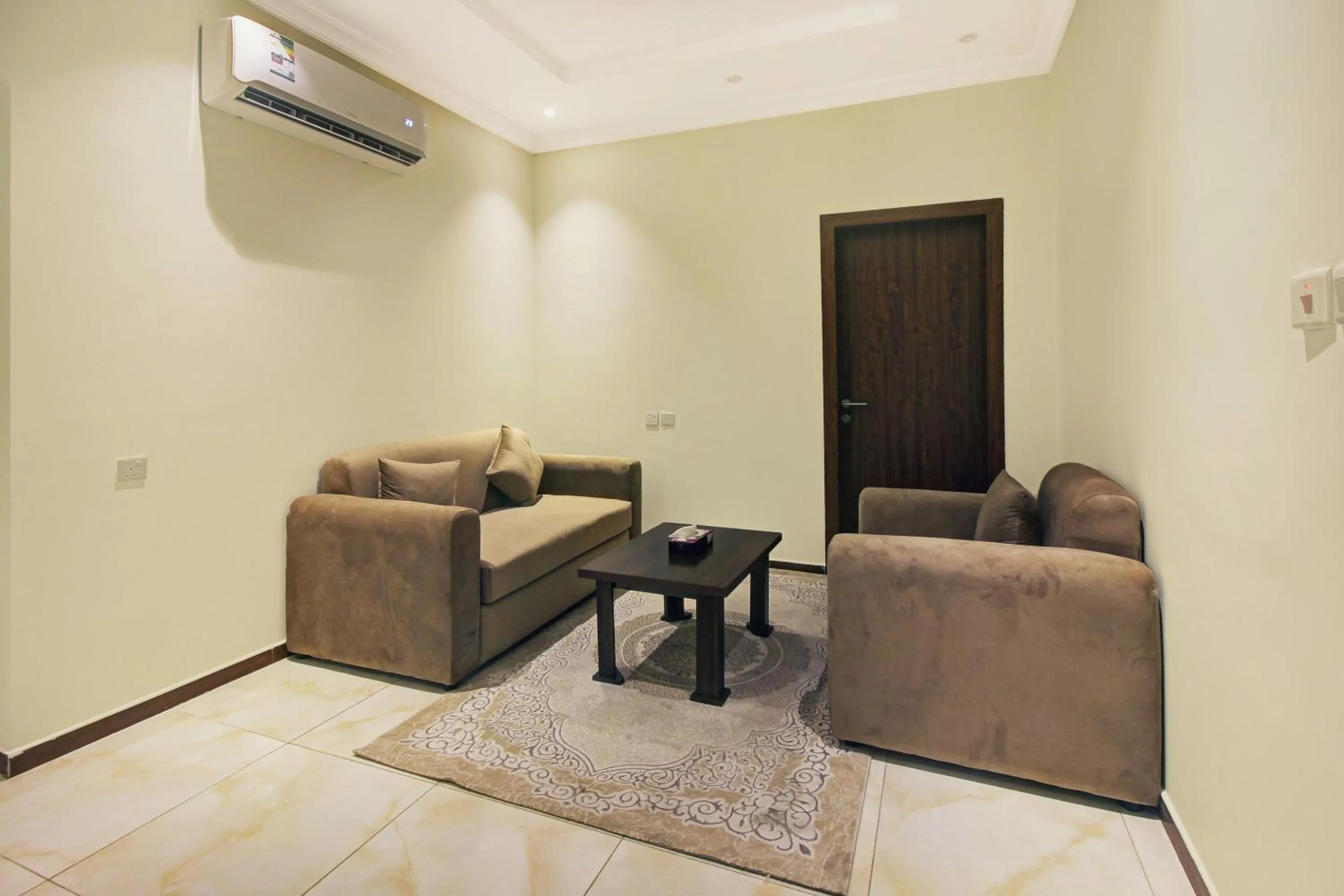 Bed in Al Tamayoz Al Raqi - Hiraa