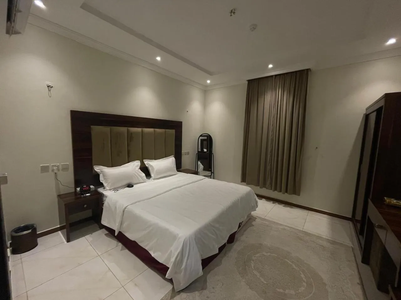 Bed in Al Tamayoz Al Raqi - Hiraa