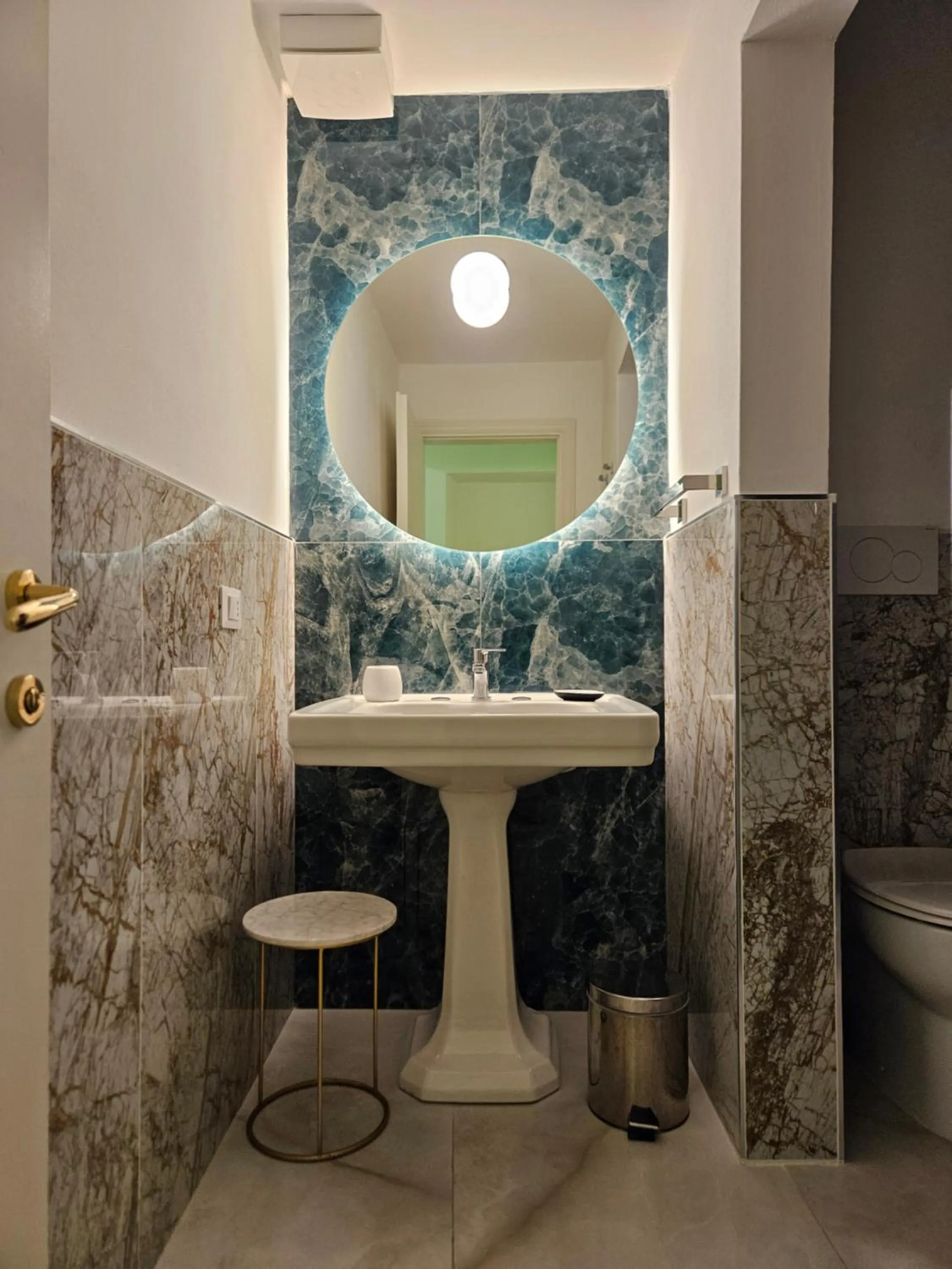 Shower in SPIRIT OF FLORENCE Boutique Rooms