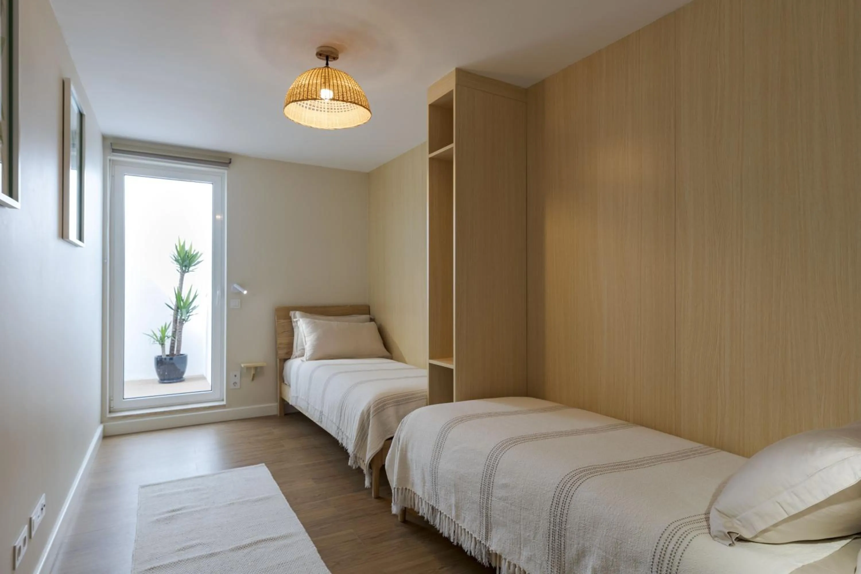 Bedroom, Bed in Peixeira Studios and Apartments