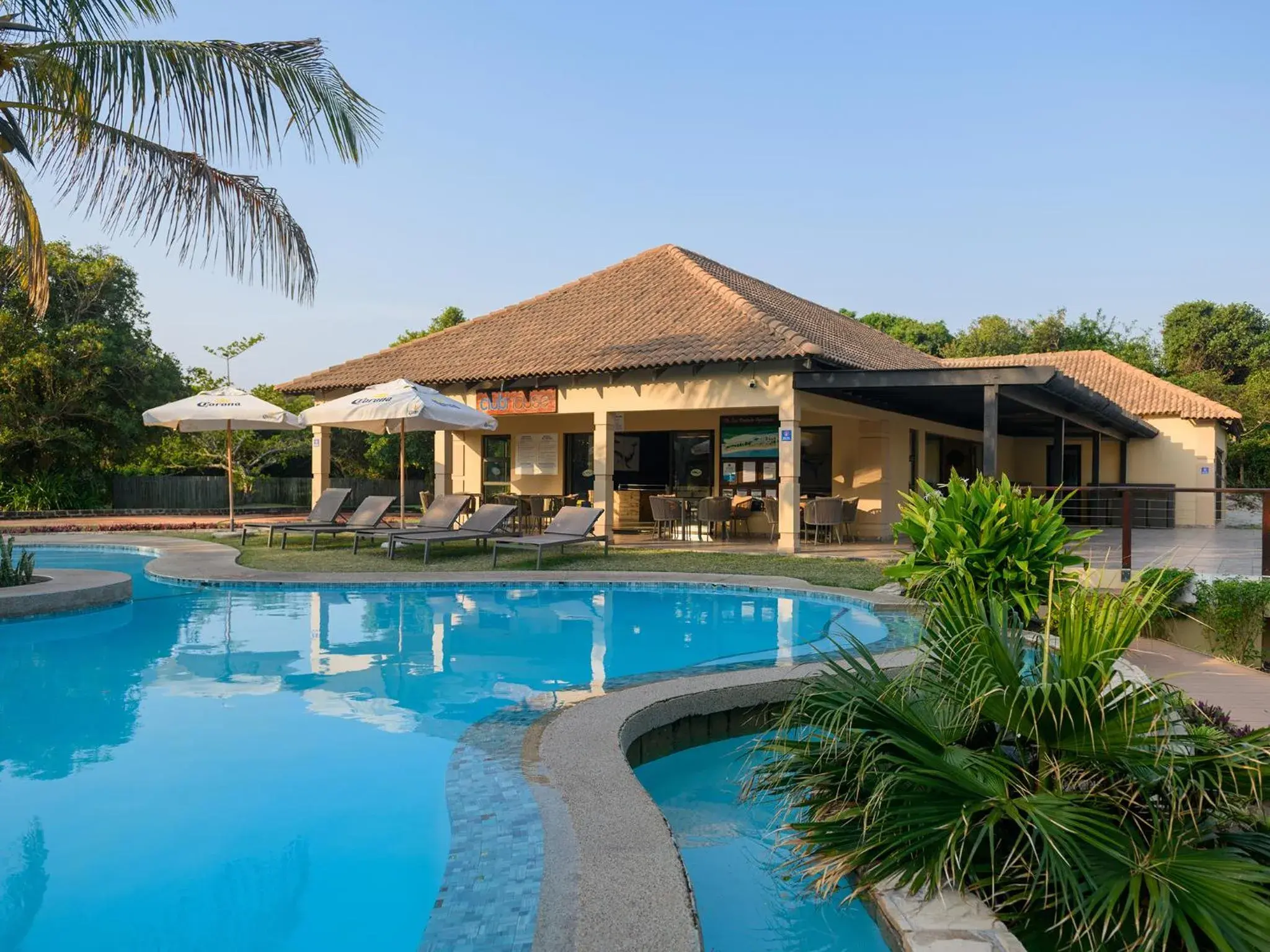 Swimming pool in San Martinho Hotel Swimming pool in San Martinho Hotel