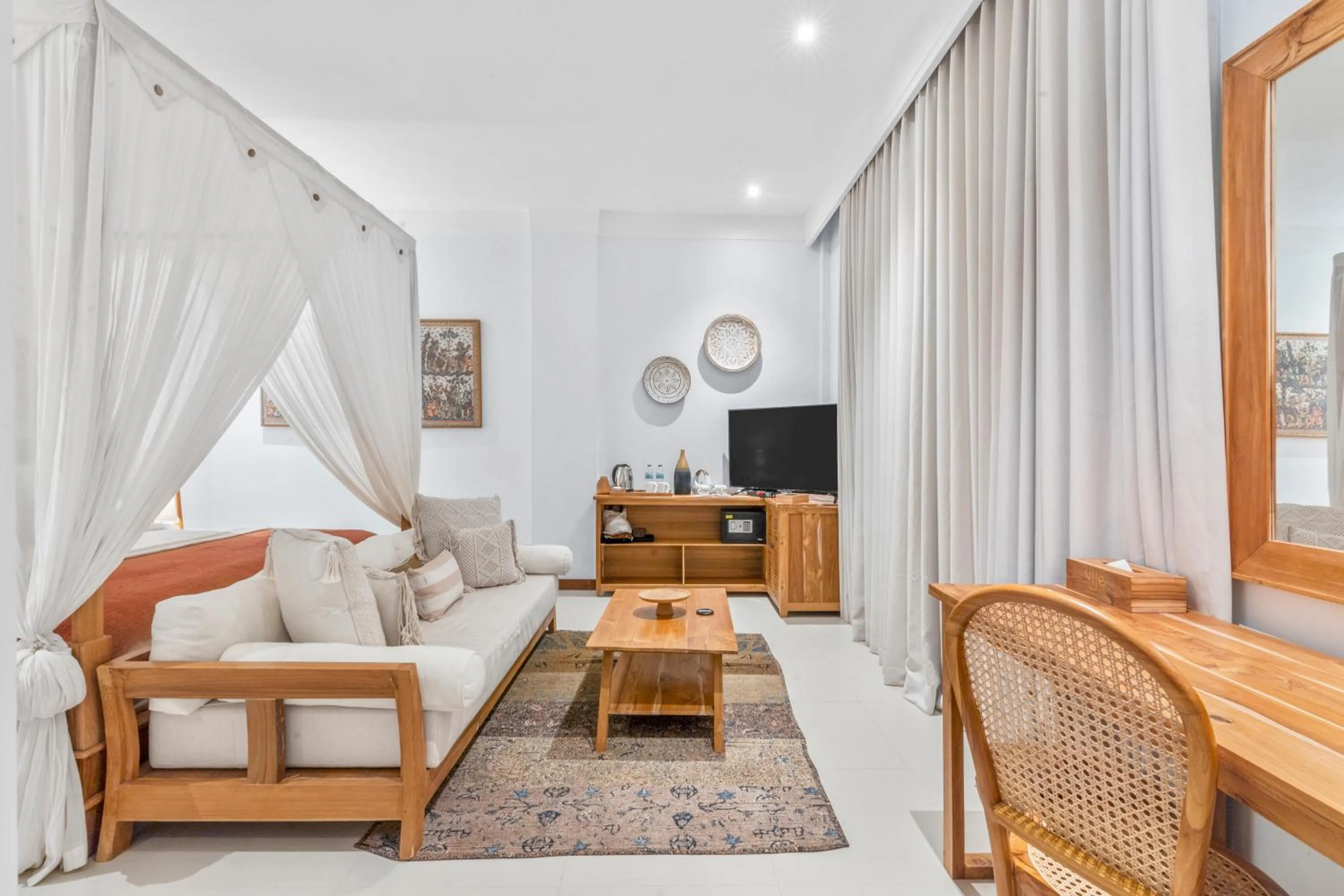 TV and multimedia in Vije Boutique Resort & Spa