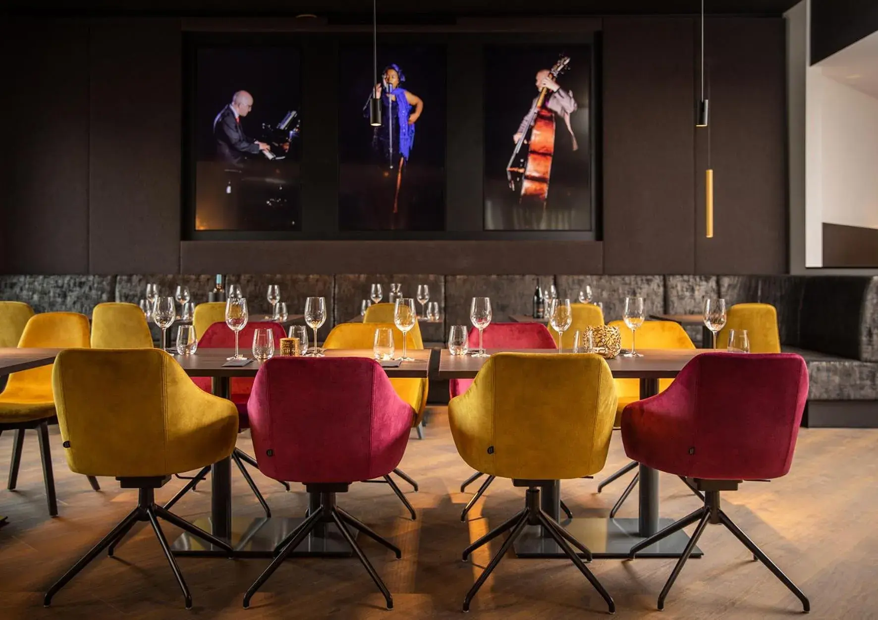 Restaurant/places to eat in Sombea Restaurant/places to eat in Sombea