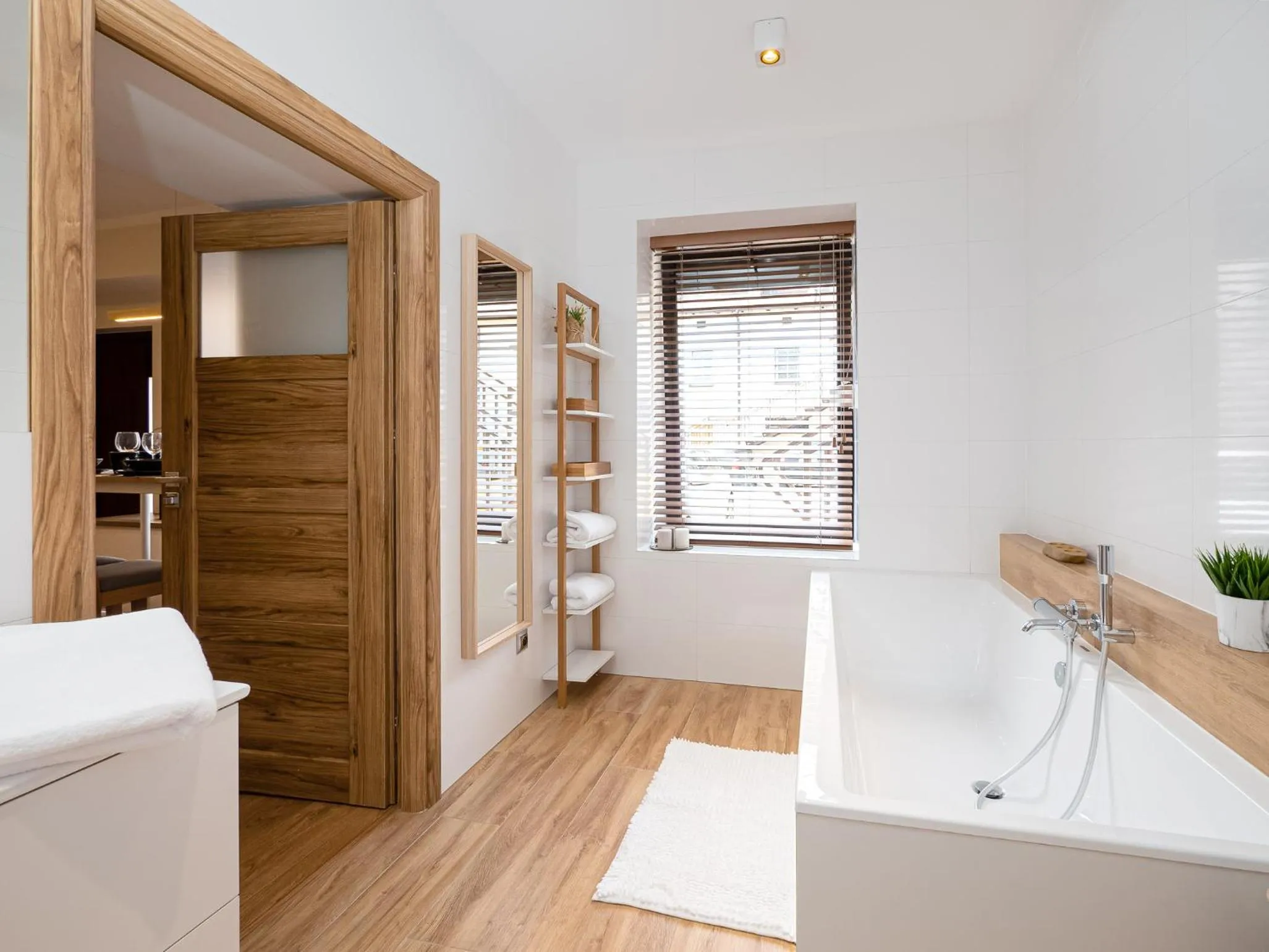 Apartament DeLux Aleja NMP 8 - Free parking