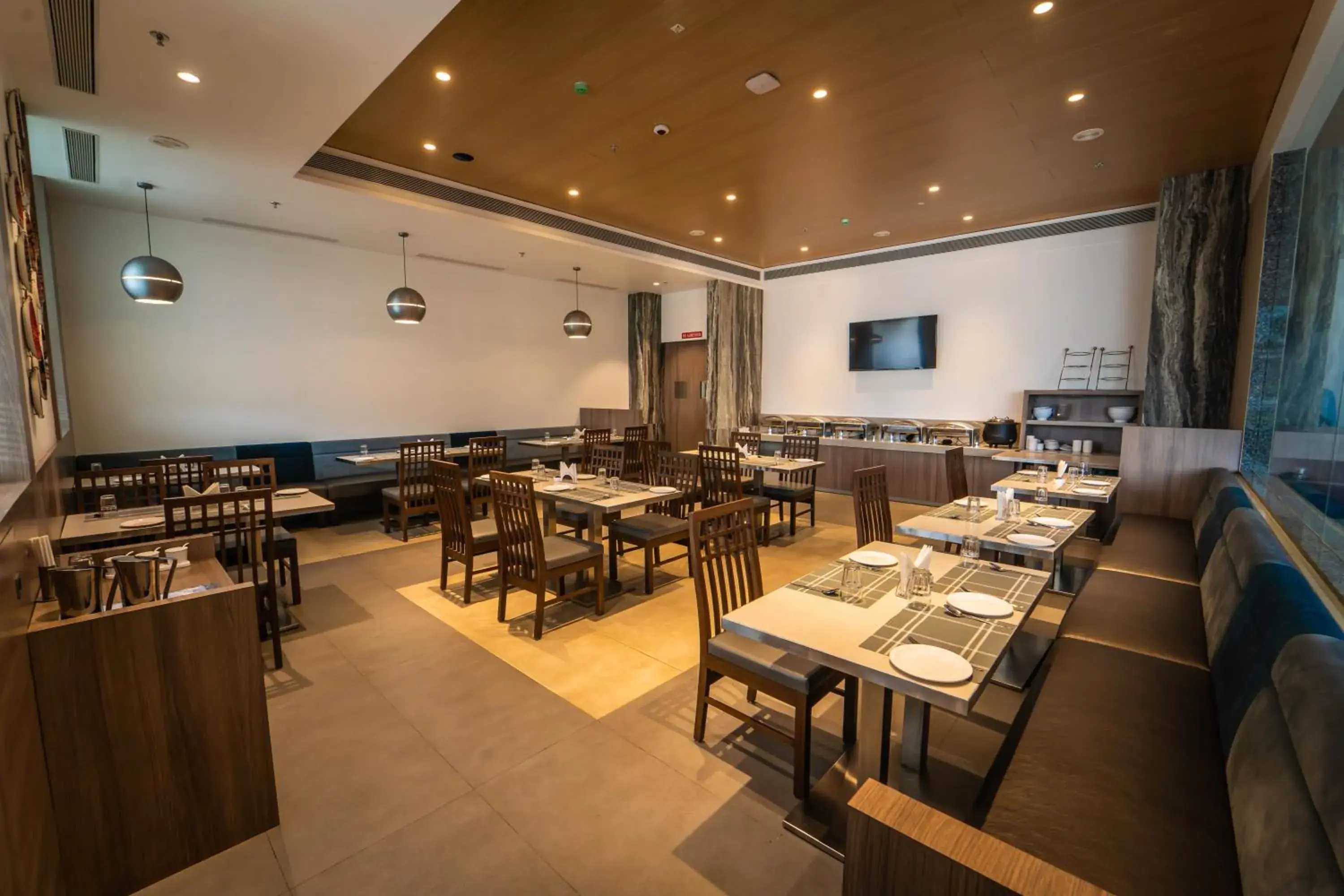 Restaurant/places to eat in Rakabi The Fern, Igatpuri Restaurant/places to eat in Rakabi The Fern, Igatpuri