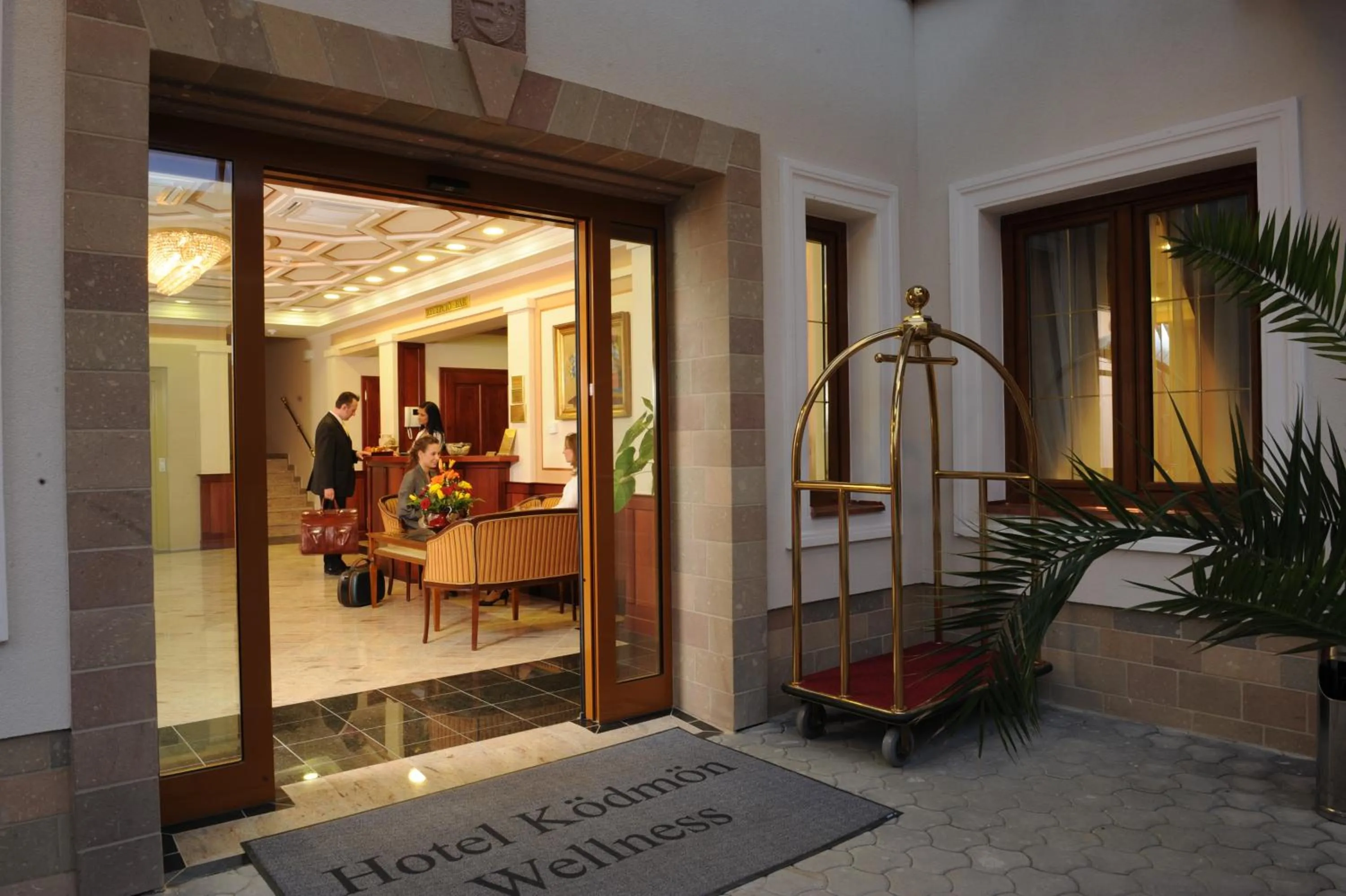 Facade/entrance in Hotel Ködmön