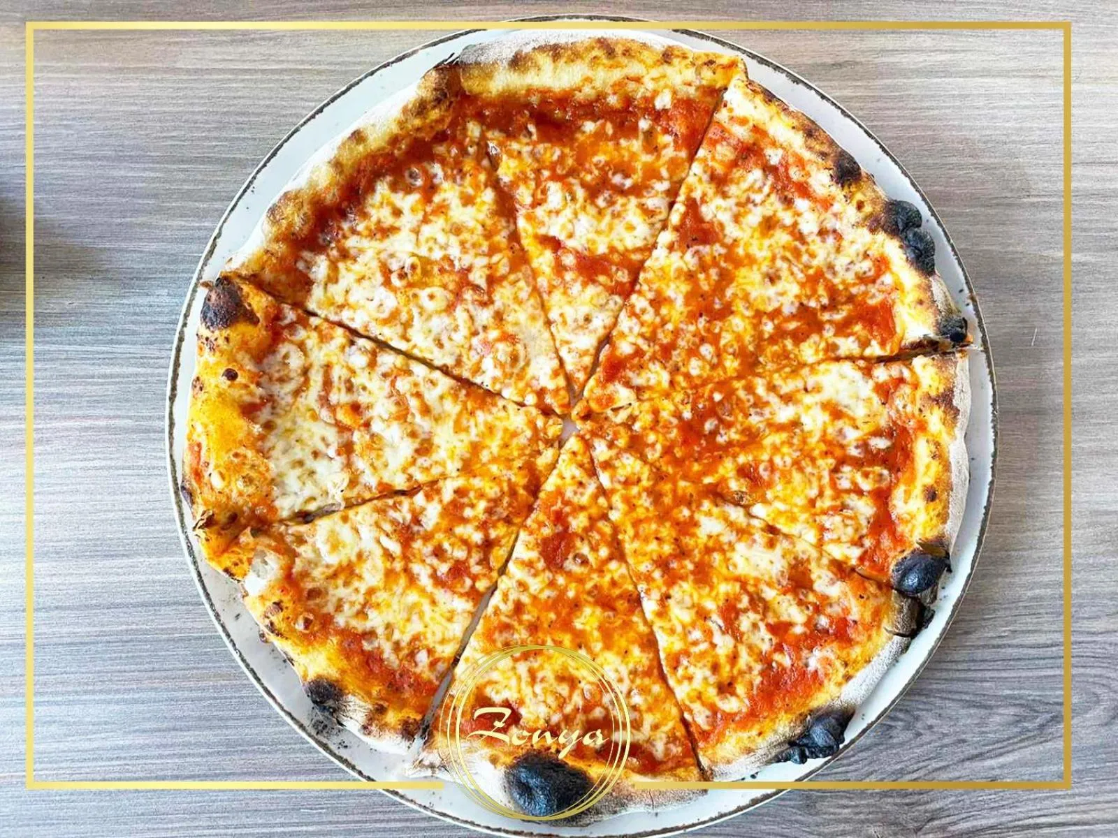 Restaurant/places to eat in Hotel Zonya