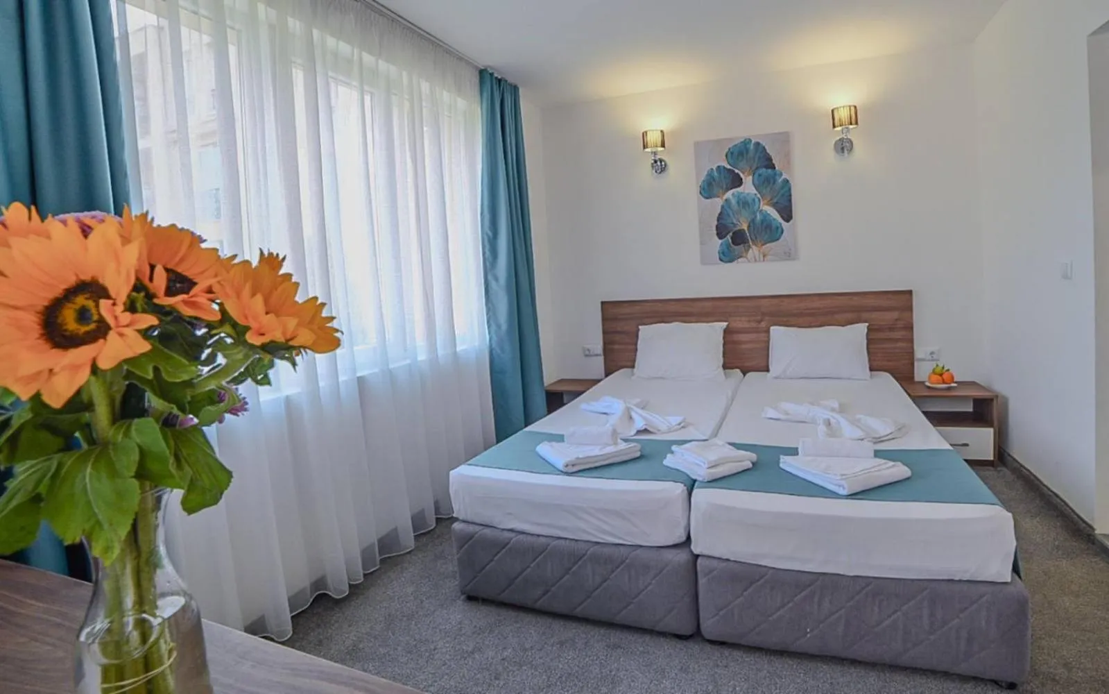 Property building in Hotel Zonya