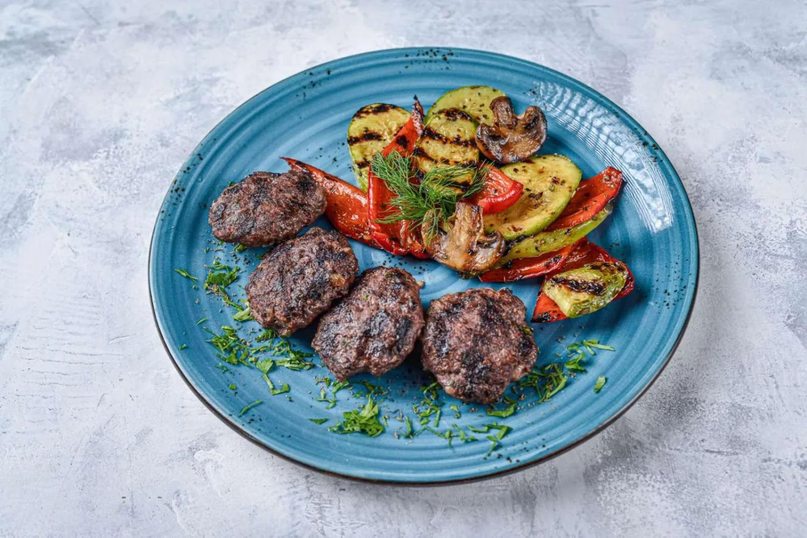 Restaurant/places to eat in Hotel Zonya