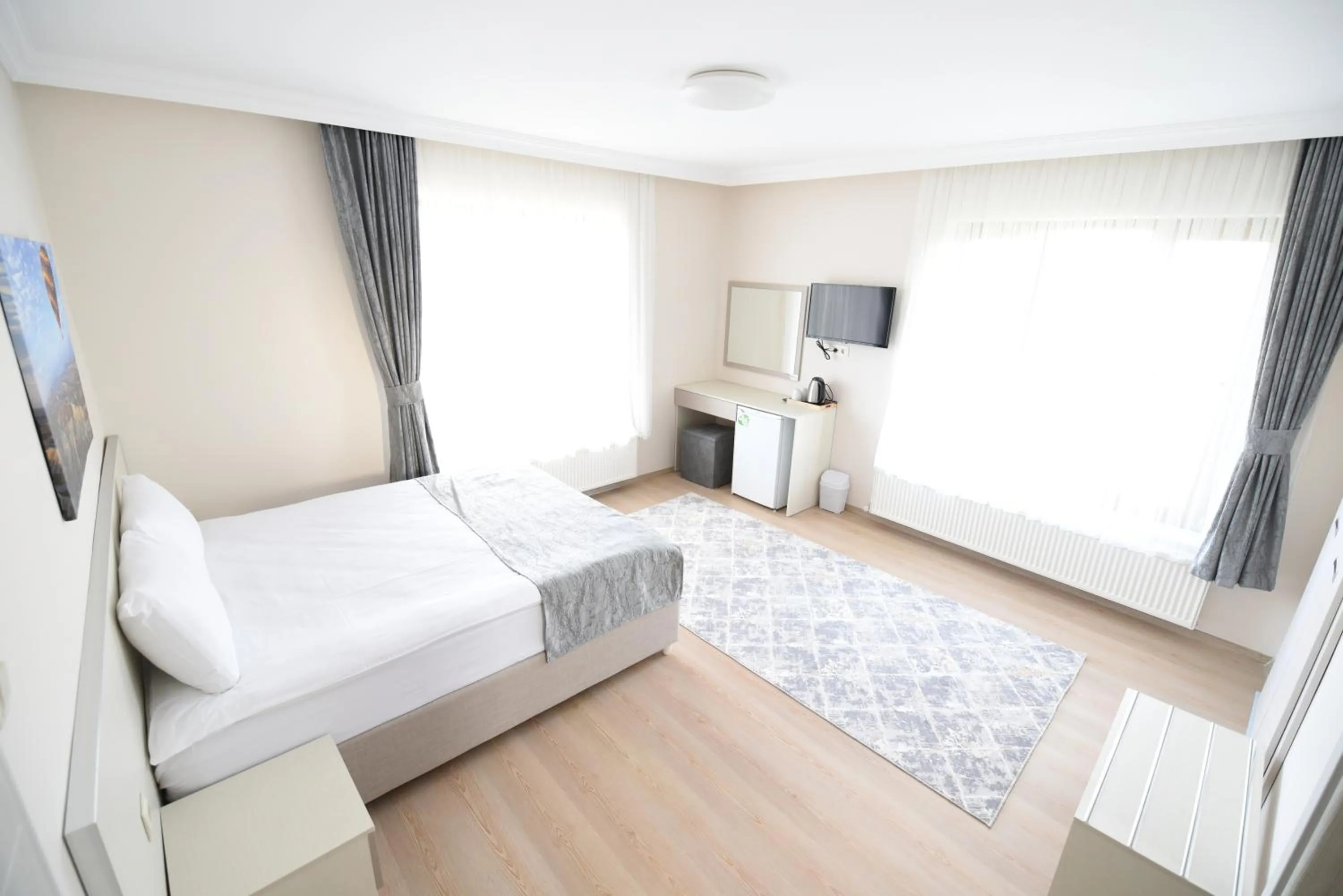 Photo of the whole room, Bed in Trigo Hotel