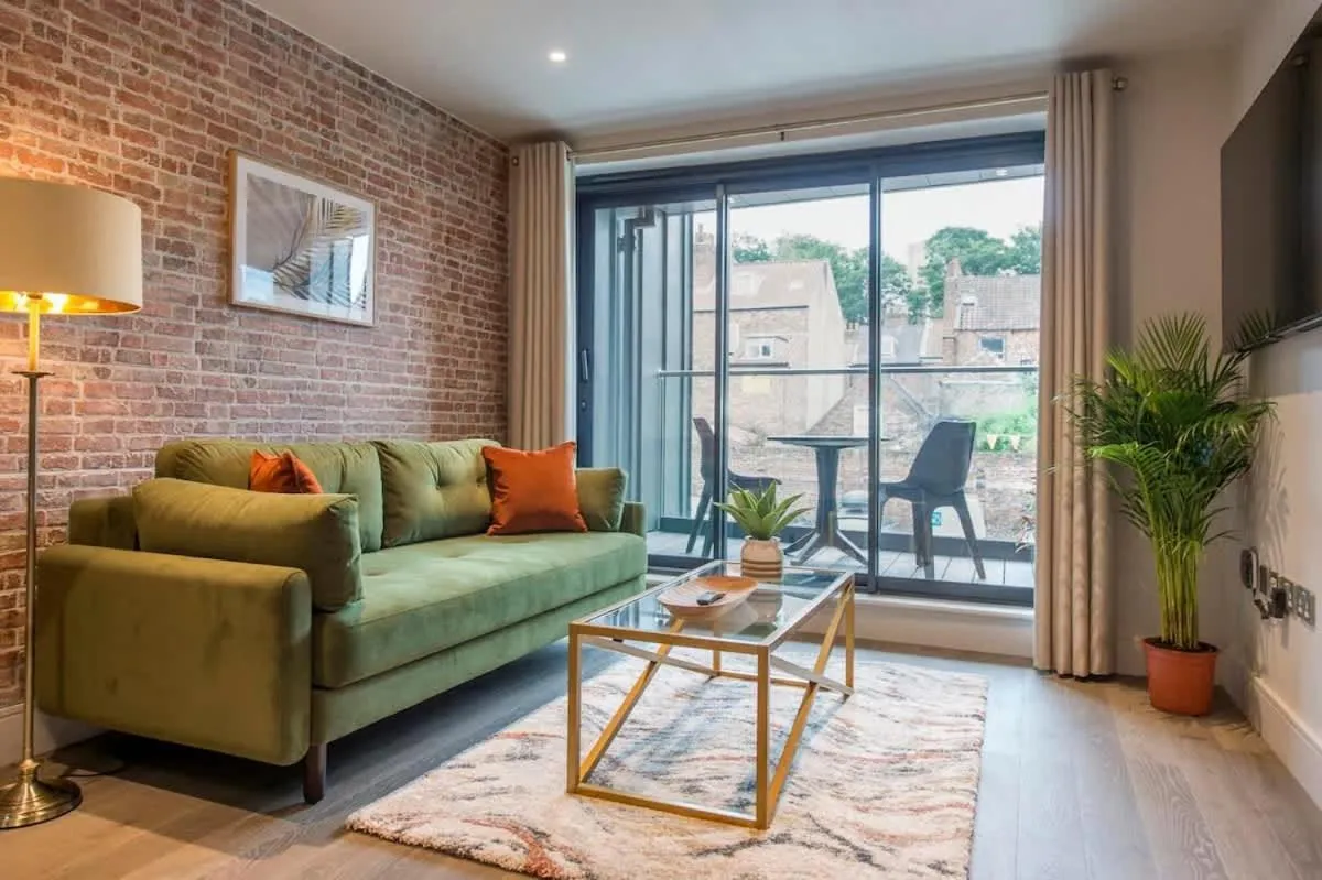 The Quadrant - The Palm Suite