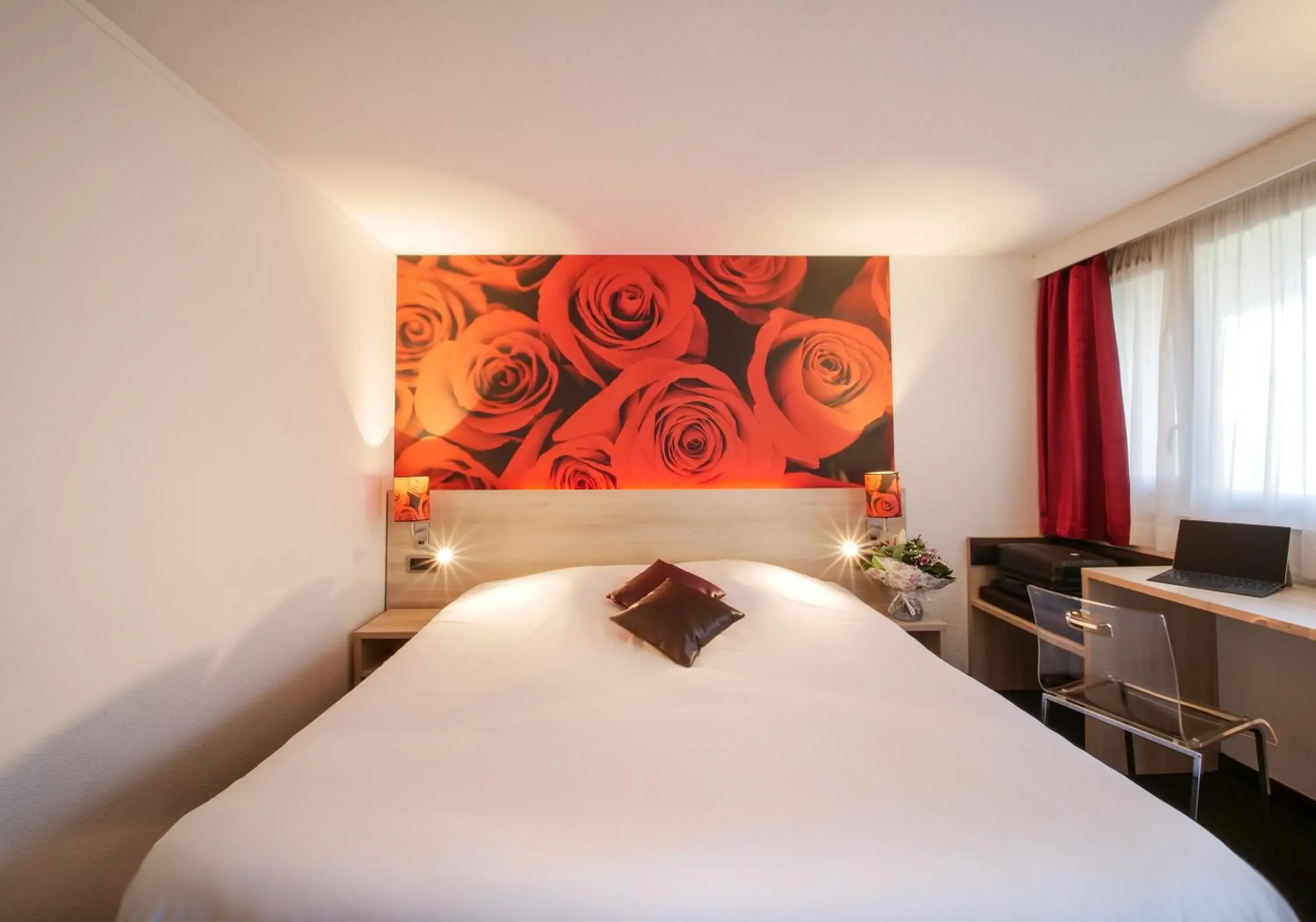 Double or Twin Room in Hôtel Inn Design Resto Novo Sablé Double or Twin Room in Hôtel Inn Design Resto Novo Sablé