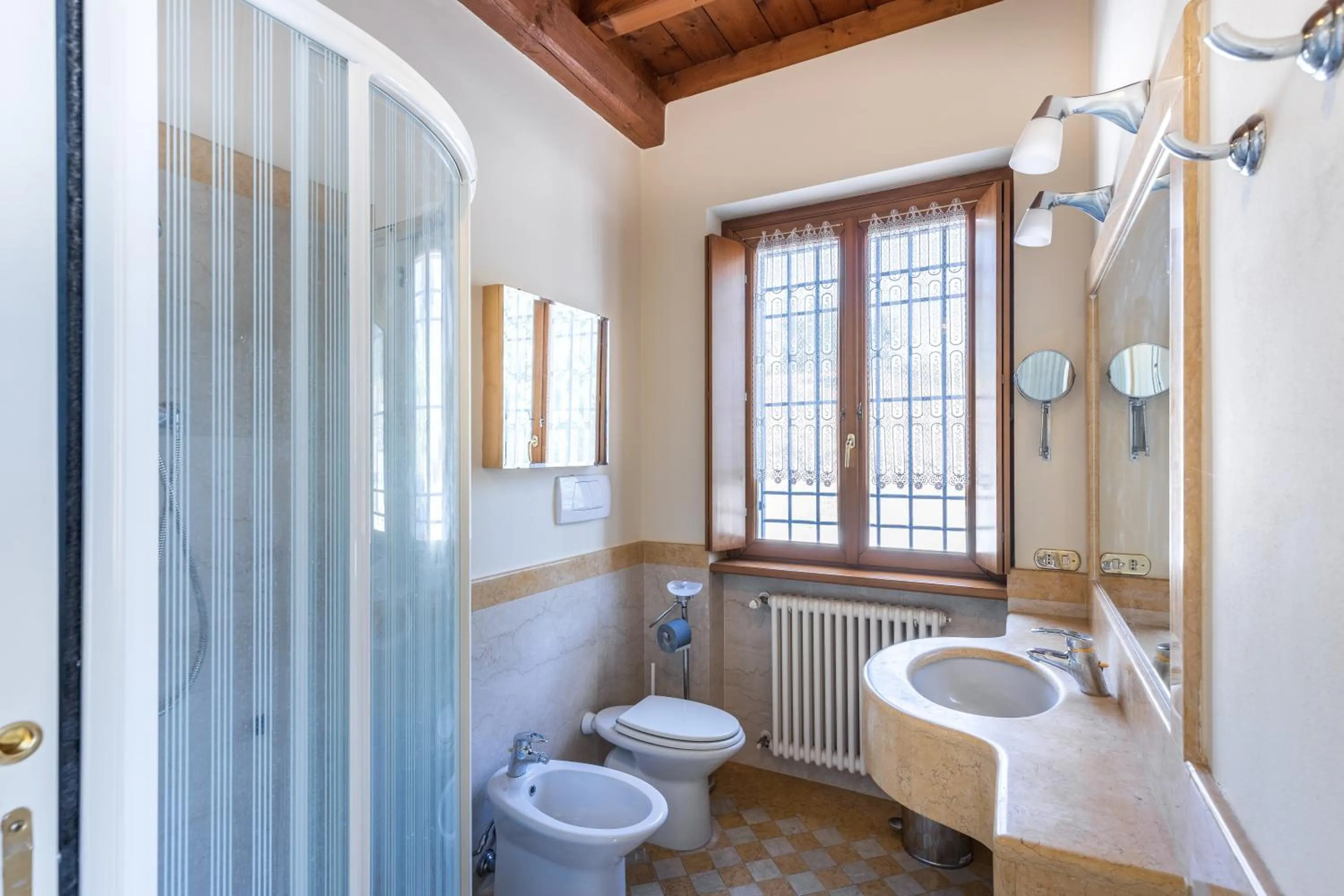 Bathroom in Il Casale Lonato - by Host4U