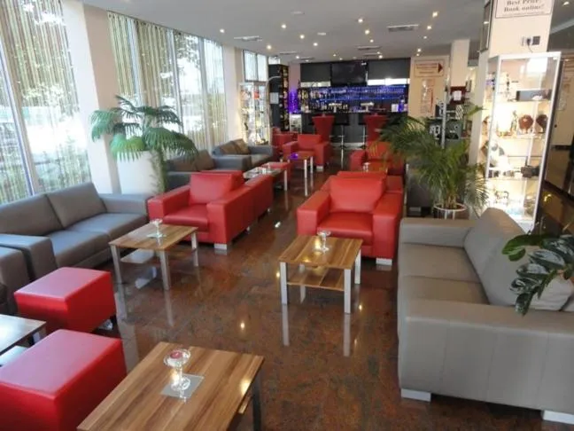 Lounge or bar in Grand Hotel Dream Main City Center
