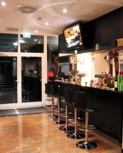 Lounge or bar in Grand Hotel Dream Main City Center