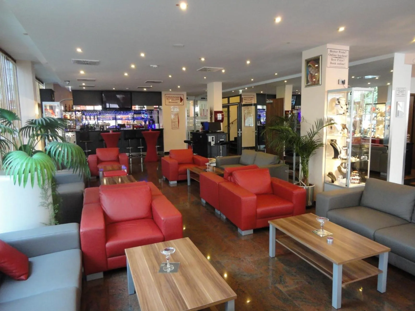 Lounge or bar in Grand Hotel Dream Main City Center