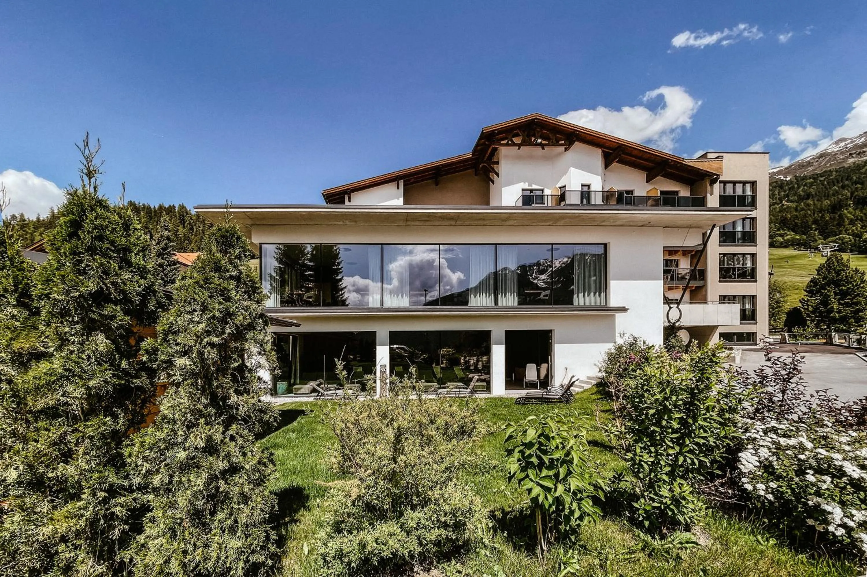 Property building in Hotel Venetblick