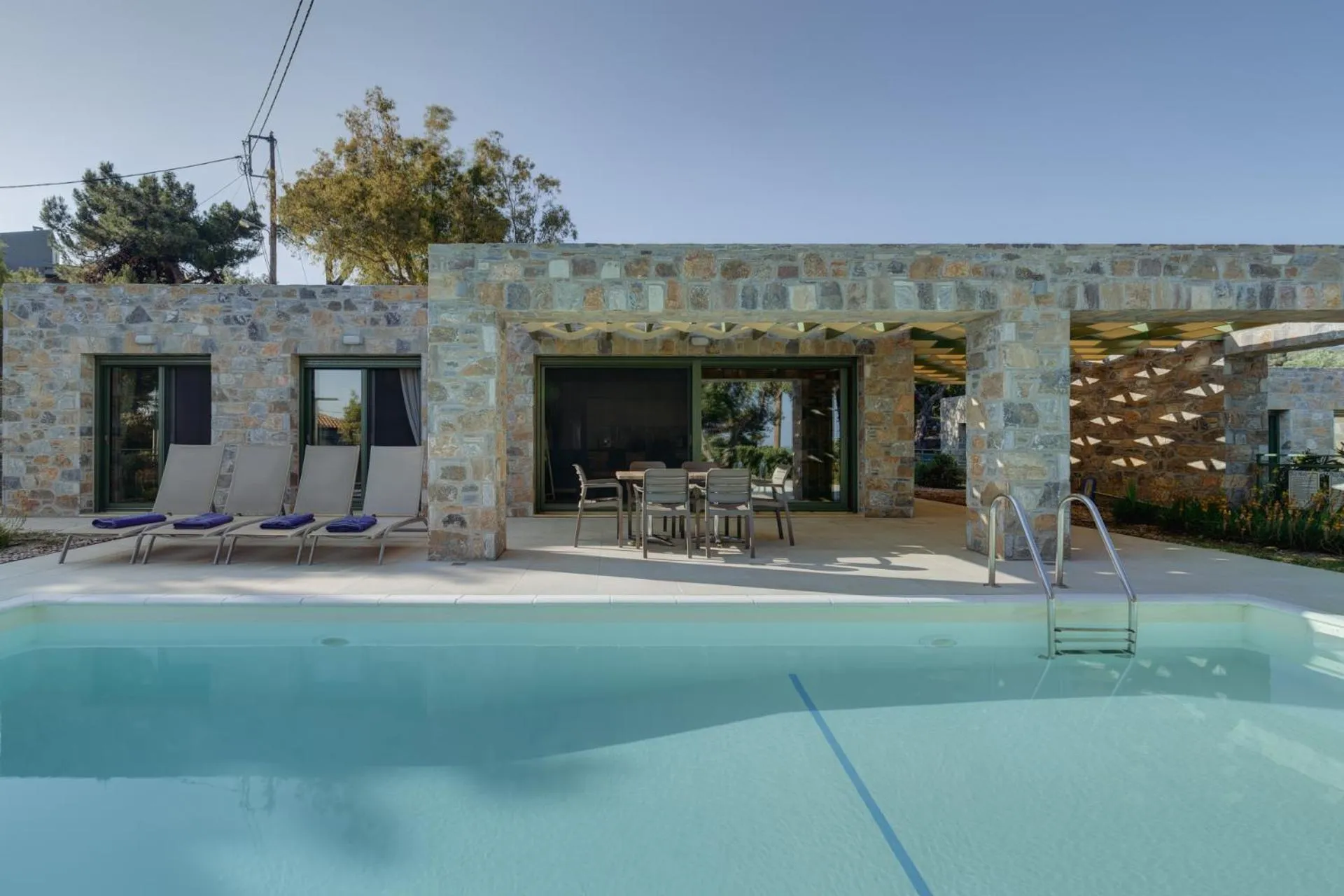 Ouzo Stone House 2 with private pool