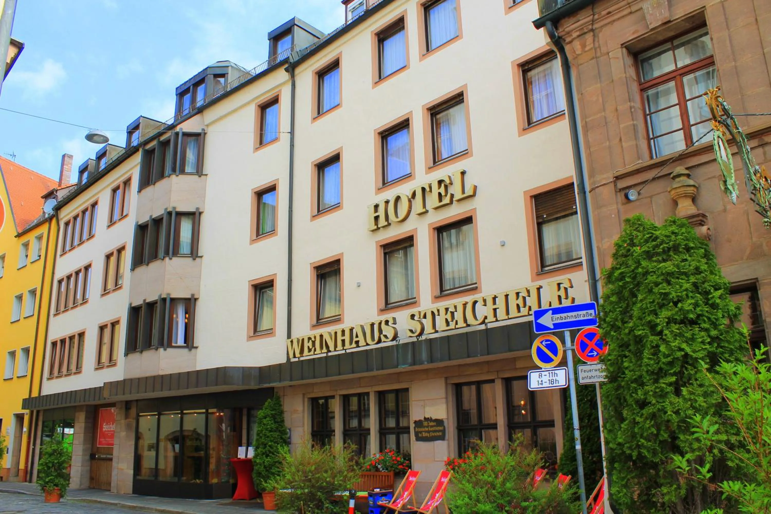Property building in Steichele Hotel & Weinrestaurant