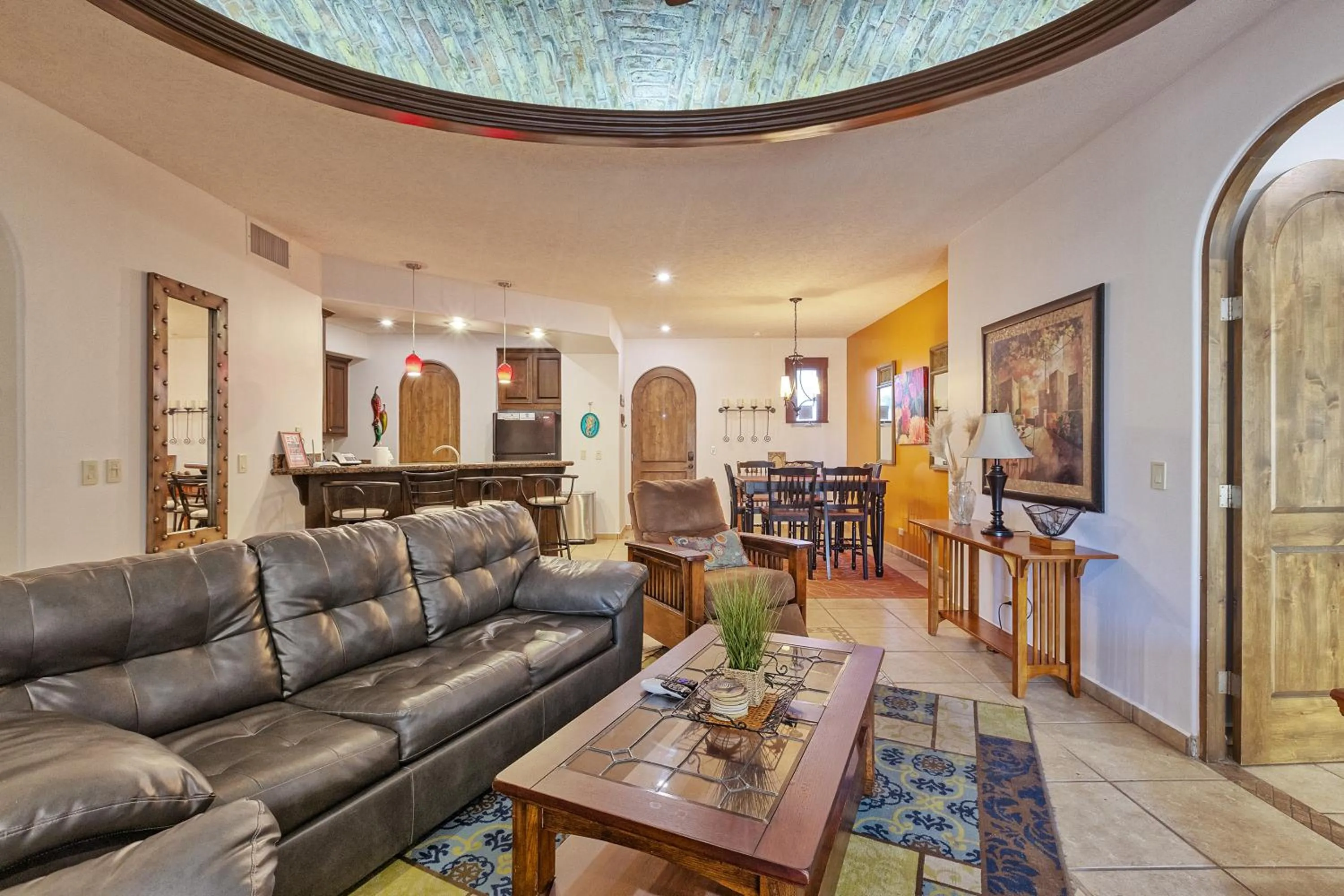 Living room in Bella Sirena Luxury Resort 205-D