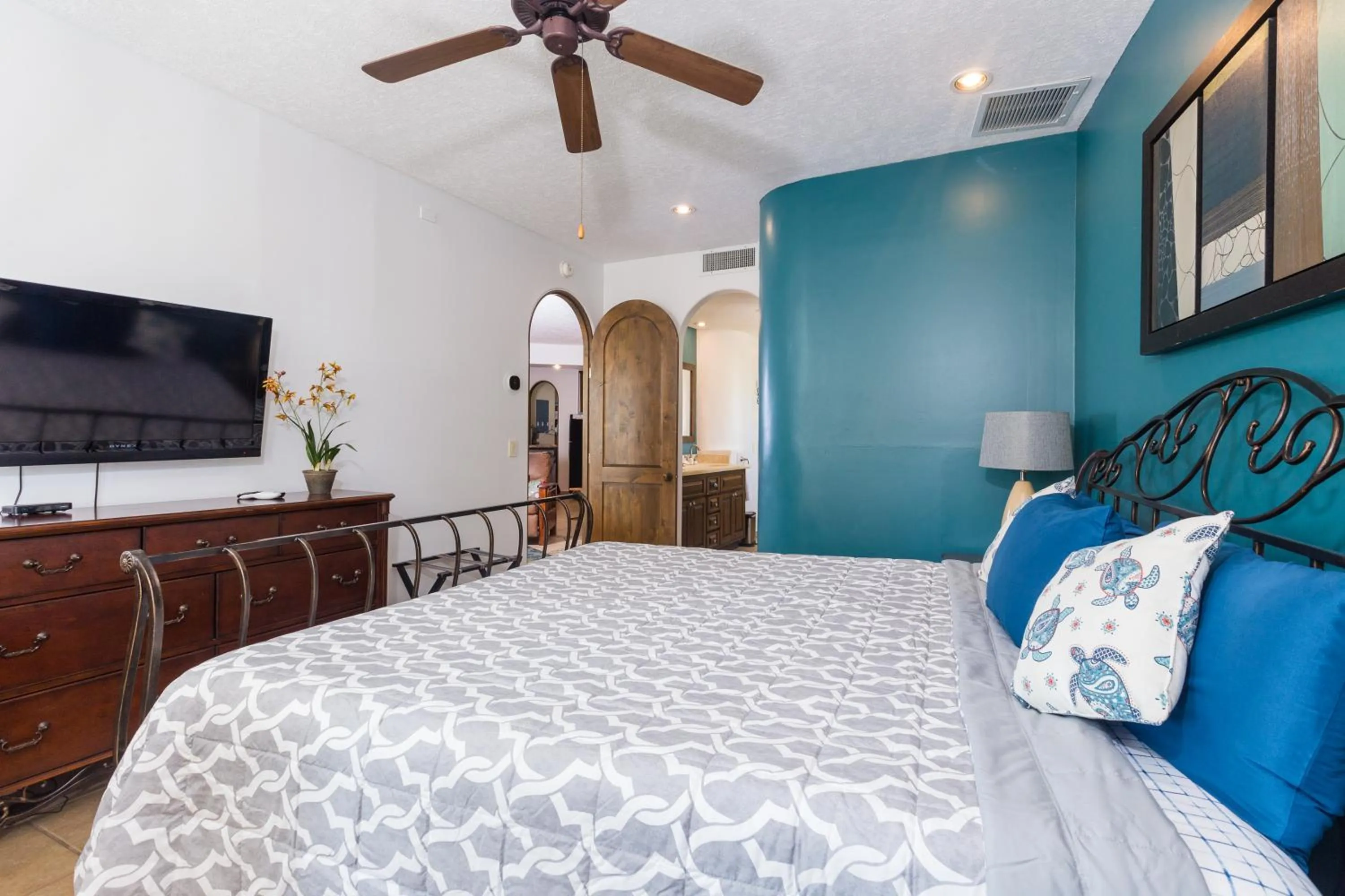 Bed in Bella Sirena Luxury Resort 205-D