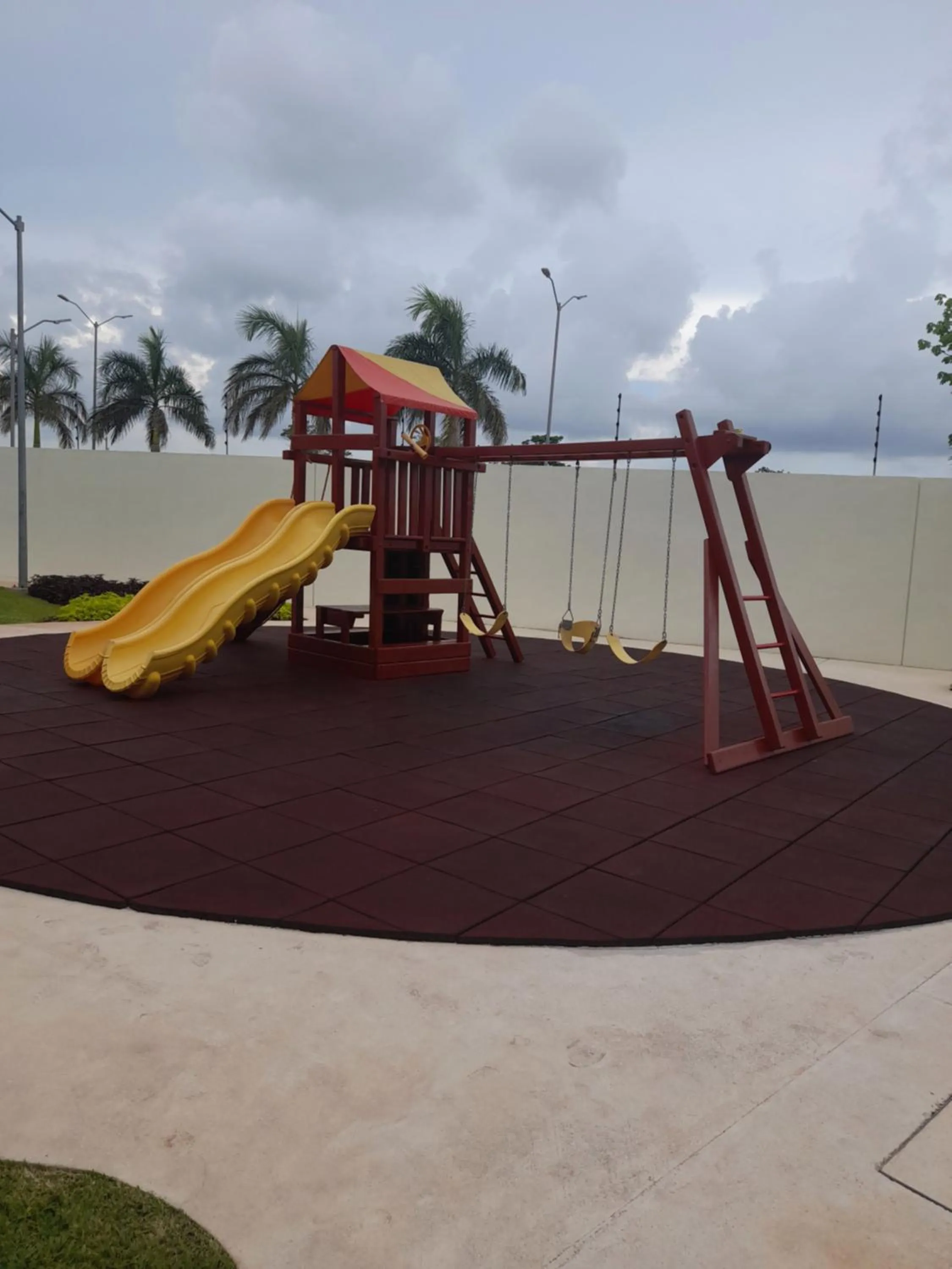 Children play ground in Gorgeous Apartment HOEStel Long Island!