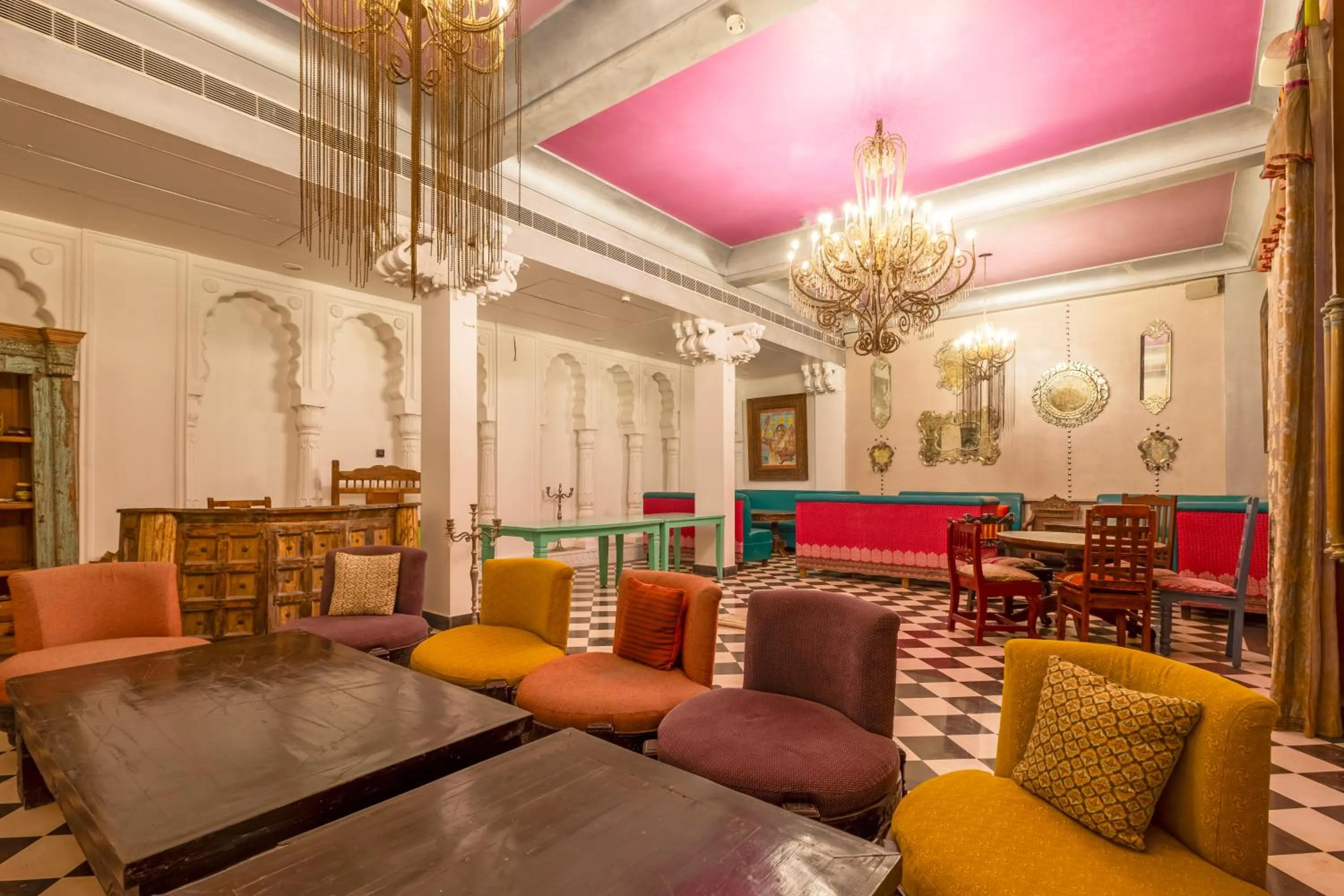 Restaurant/places to eat in Jyoti Mahal - A Royal Heritage Hotel - Award Winning Hotel - Close to Connaught Place