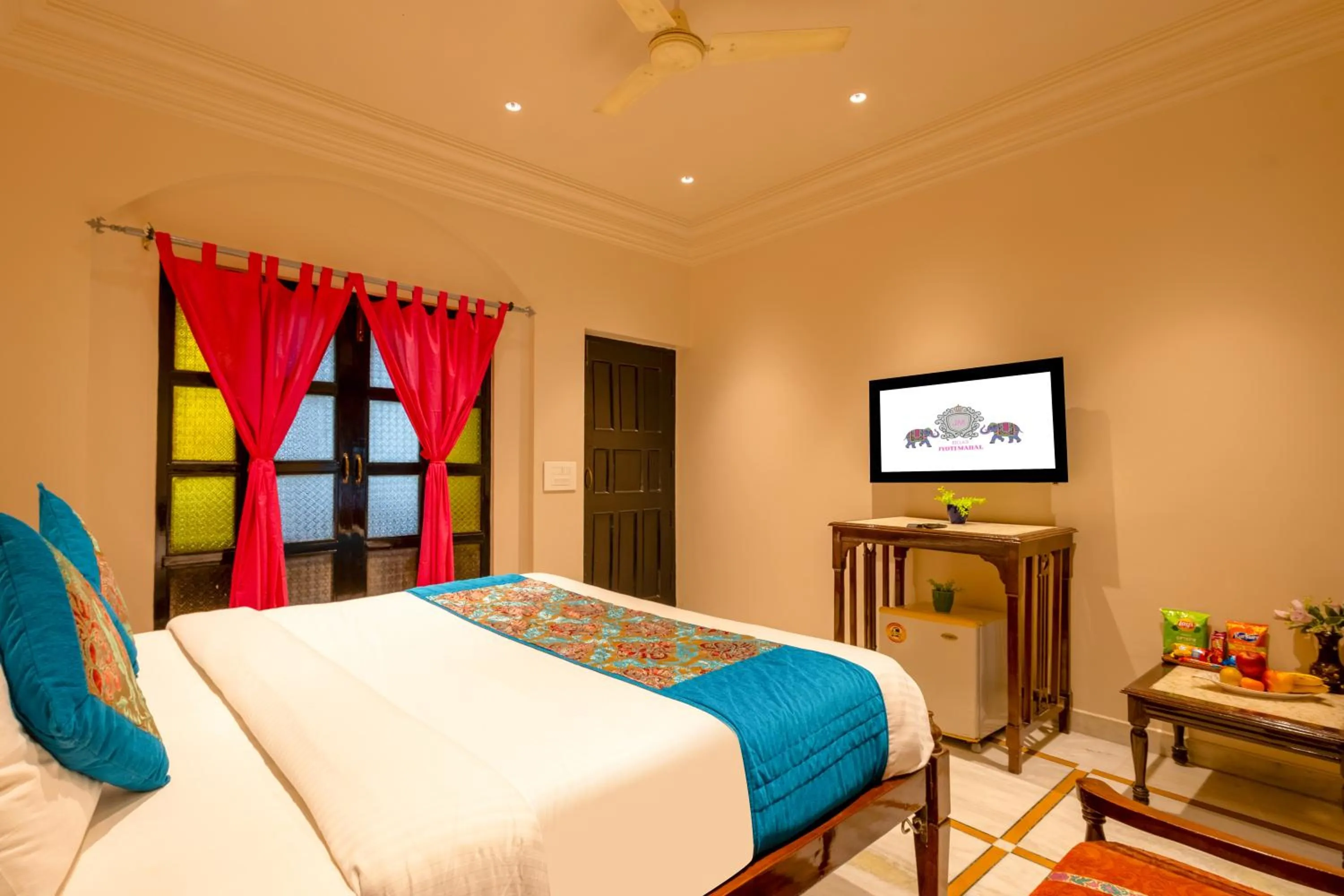 Bedroom, Bed in Jyoti Mahal - A Royal Heritage Hotel - Award Winning Hotel - Close to Connaught Place