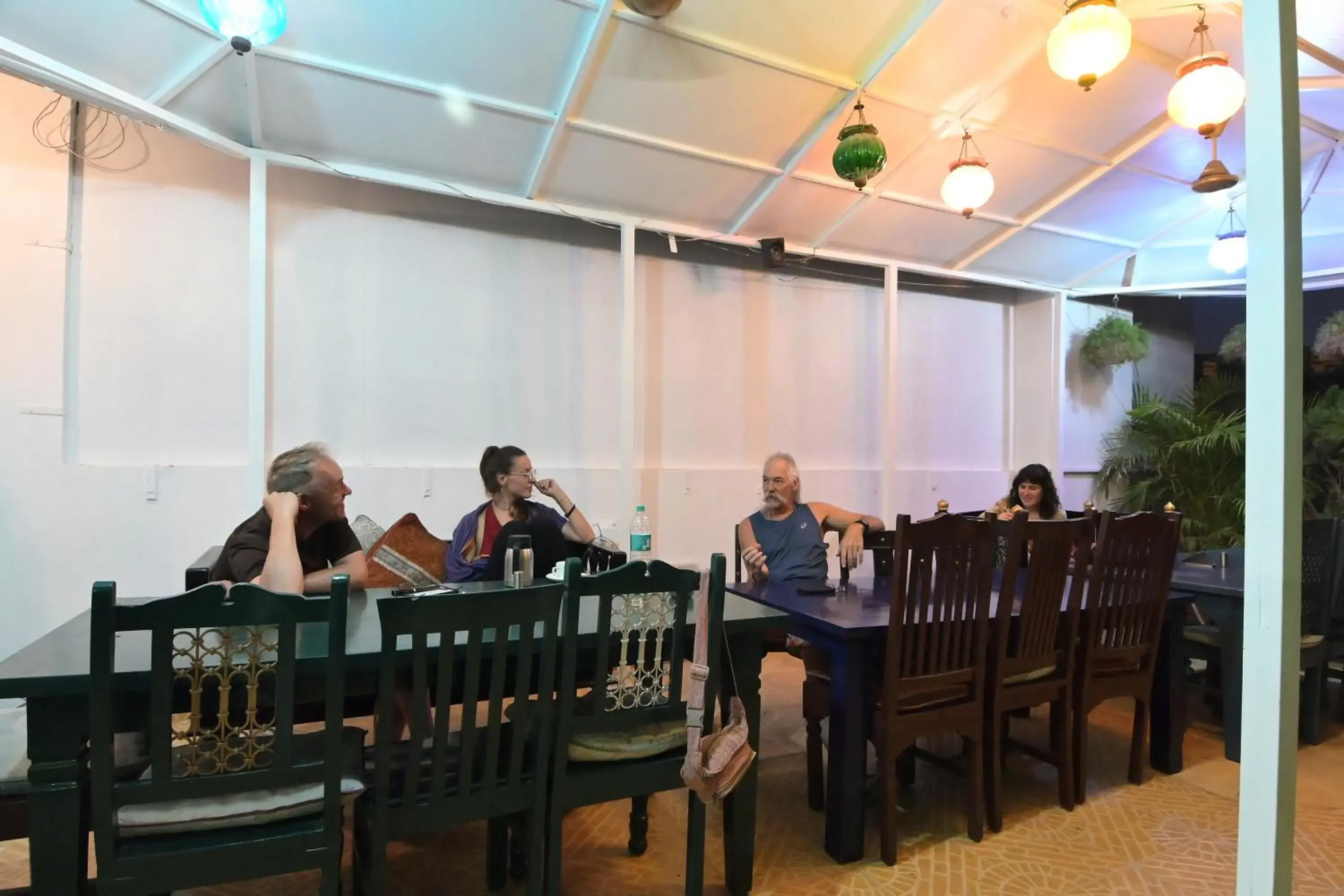 Restaurant/places to eat in Jyoti Mahal - A Newly Renovated Heritage Hotel in the Centre of Delhi - Near New Railway Station & Connaught Place Restaurant/places to eat in Jyoti Mahal - A Newly Renovated Heritage Hotel in the Centre of Delhi - Near New Railway Station & Connaught Place