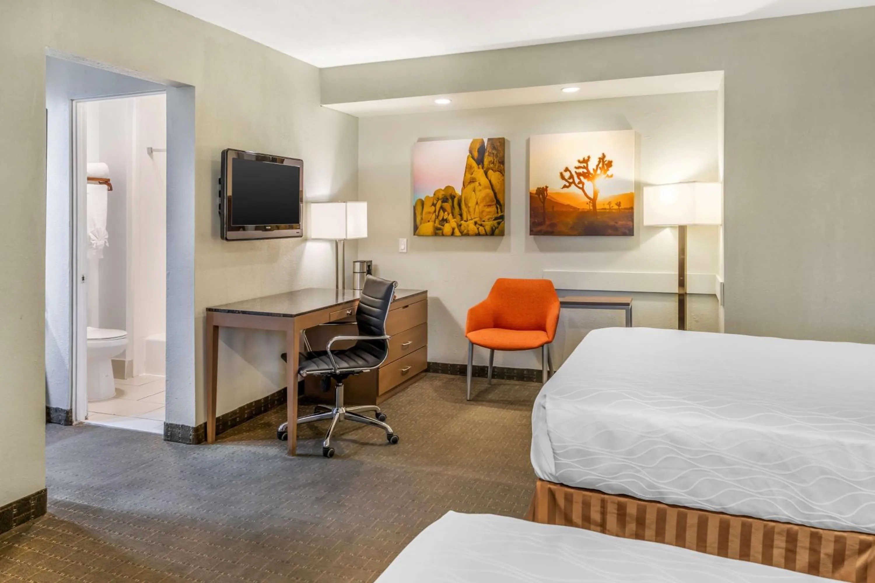 Bedroom, Bed in Best Western Inn at Palm Springs