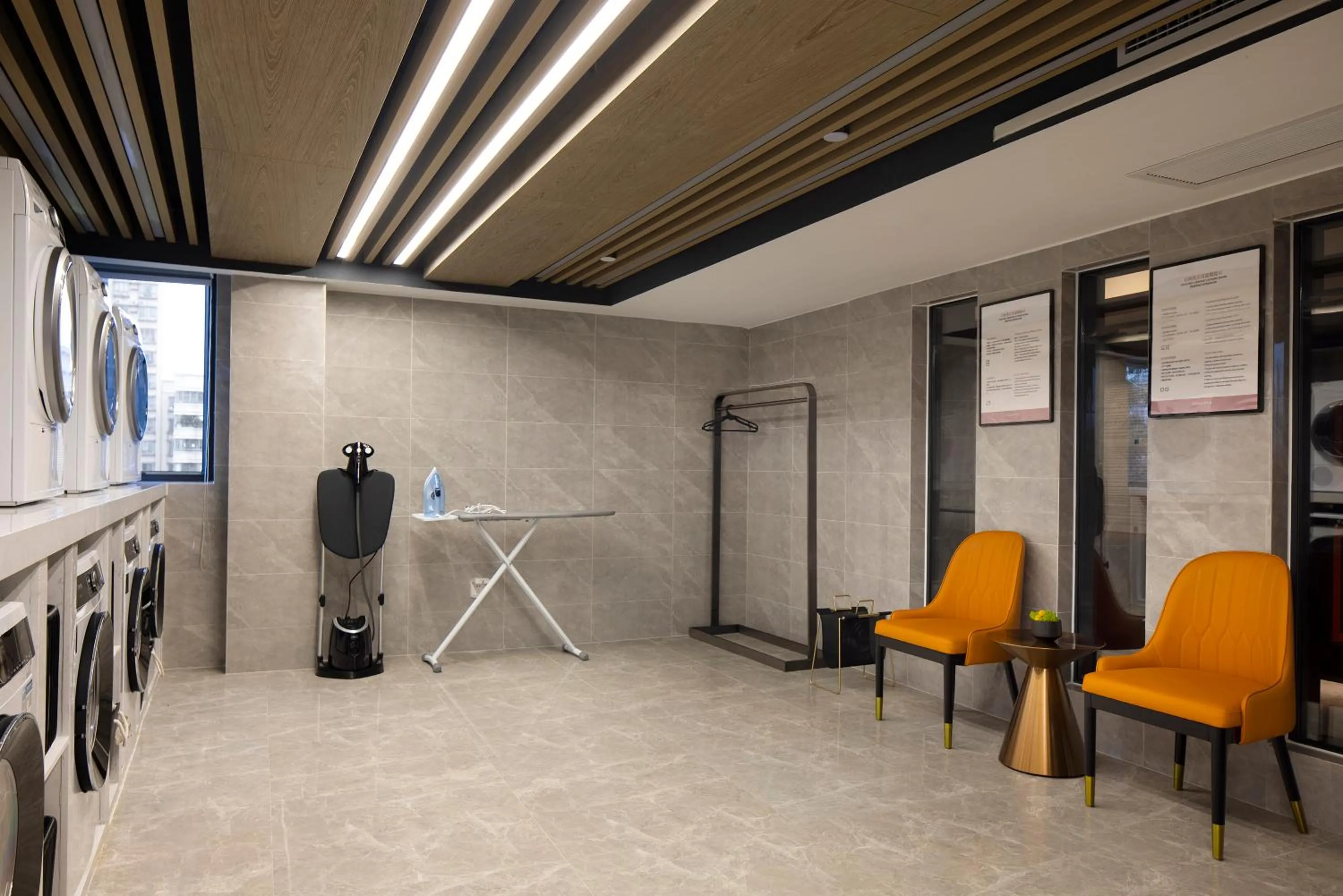 washing machine in Arthur Hotel Canton Tower Guangzhou