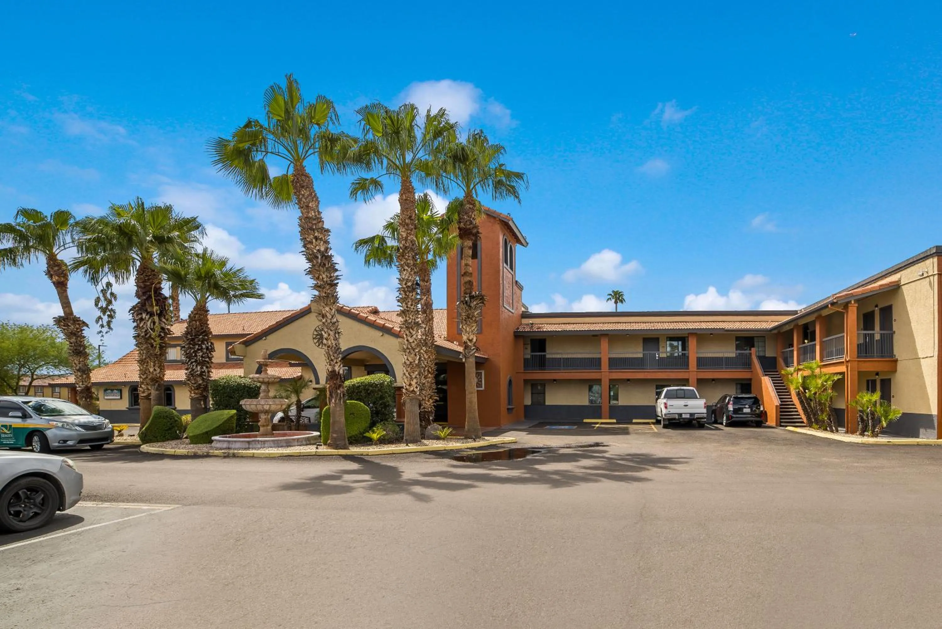 Property building in Quality Inn & Suites Goodyear - Phoenix West
