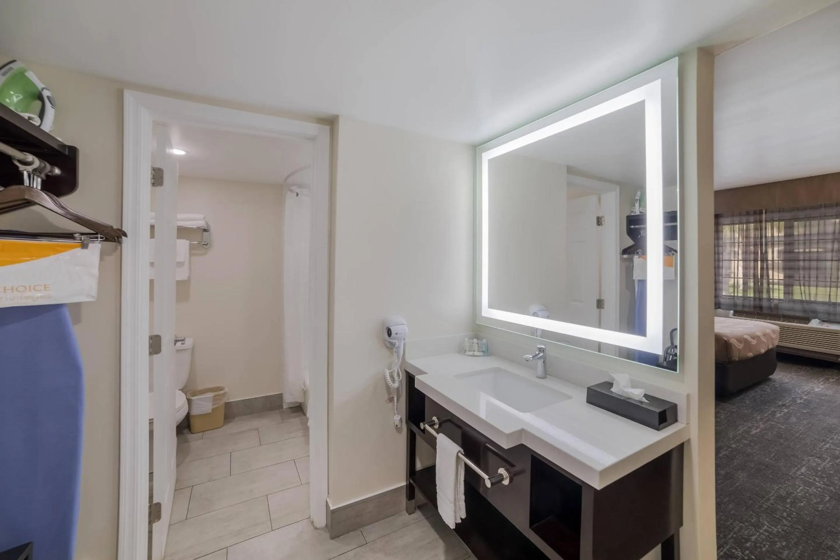 Bedroom in Quality Inn & Suites Goodyear - Phoenix West