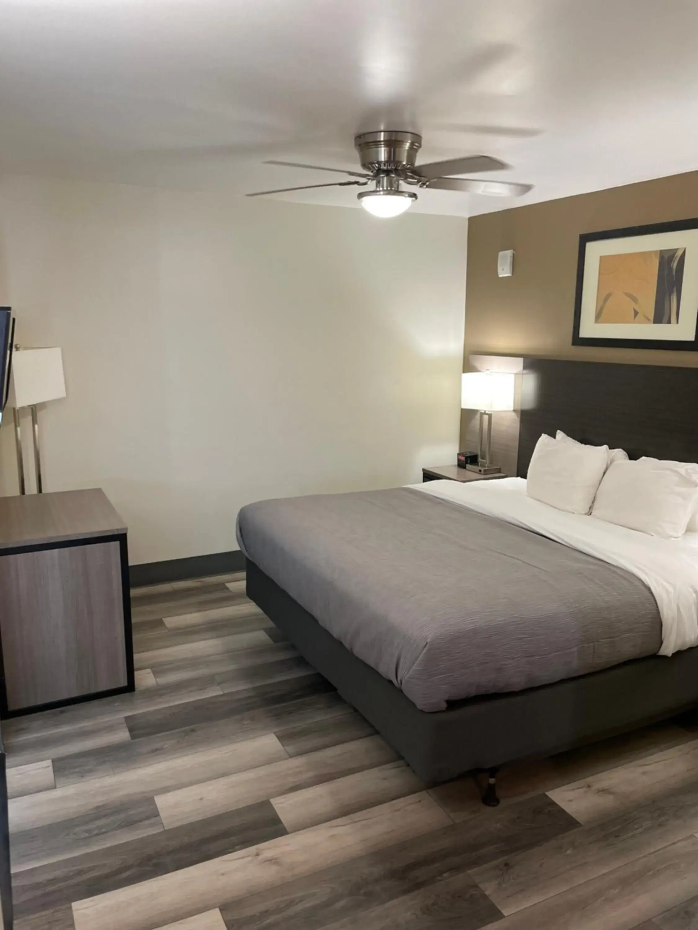 Bedroom, Bed in Quality Inn & Suites Goodyear - Phoenix West Bedroom, Bed in Quality Inn & Suites Goodyear - Phoenix West