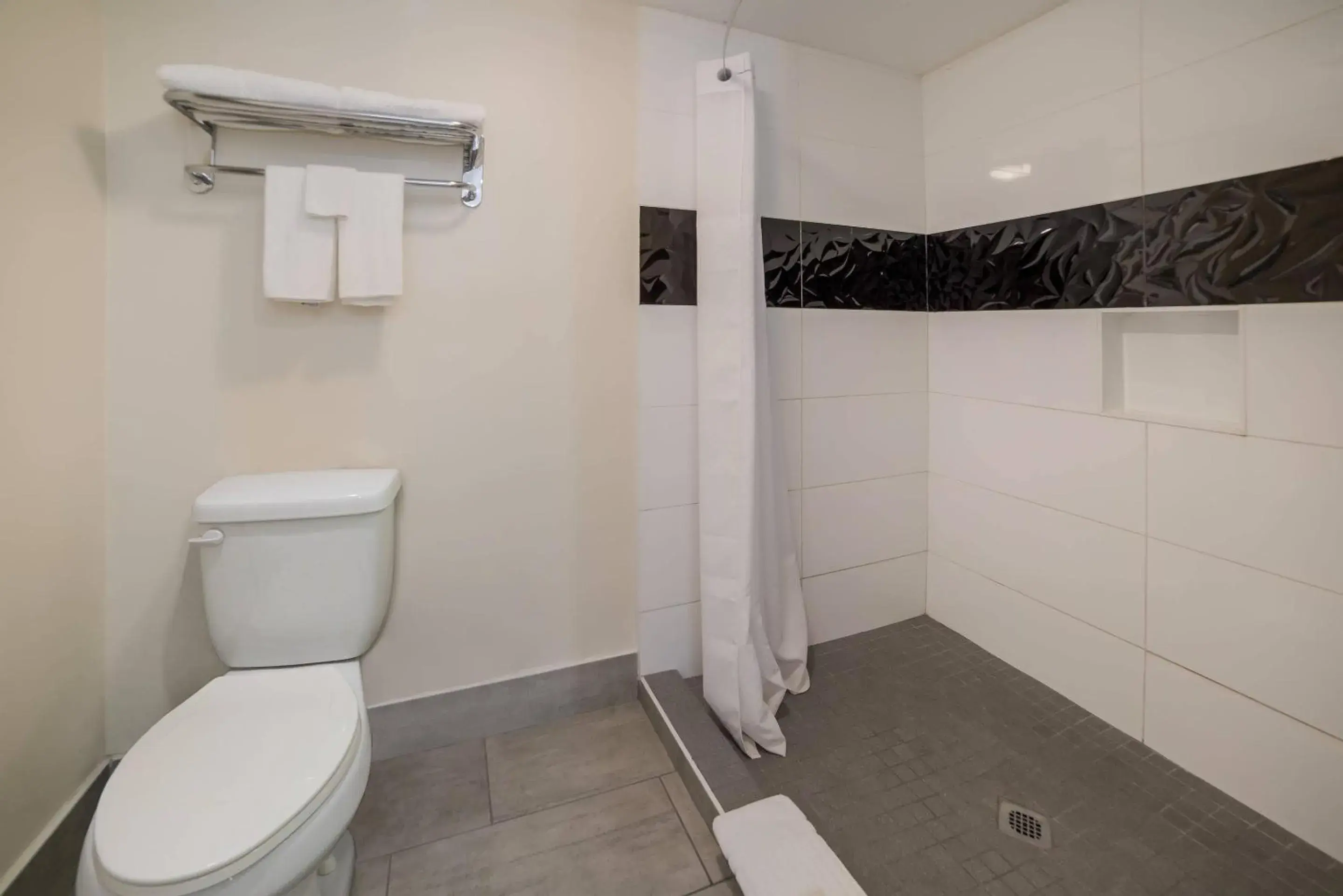 Bedroom in Quality Inn & Suites Goodyear - Phoenix West Bedroom in Quality Inn & Suites Goodyear - Phoenix West