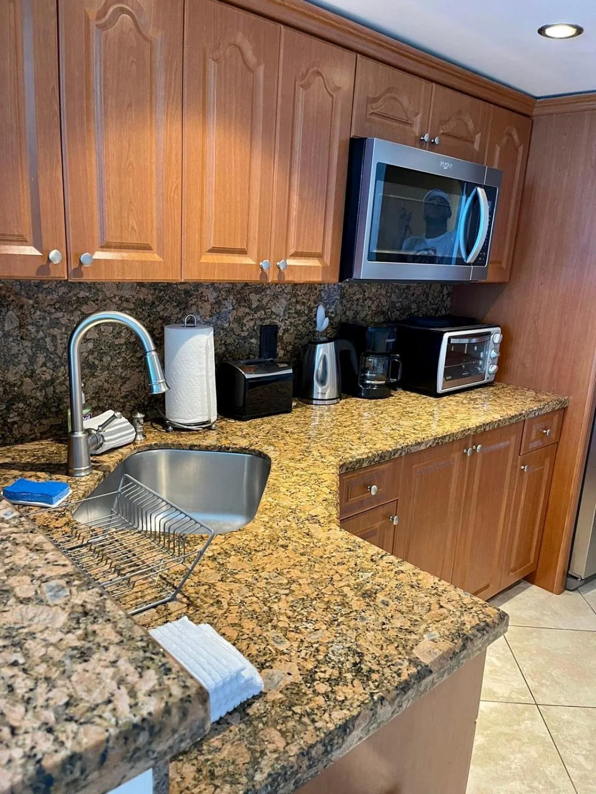 Coffee/tea facilities in Castle Beach Resort Condo - Panoramic Large Penthouse or Deluxe 1 BR Direct Ocean View and beach access- Updated-Free parking-